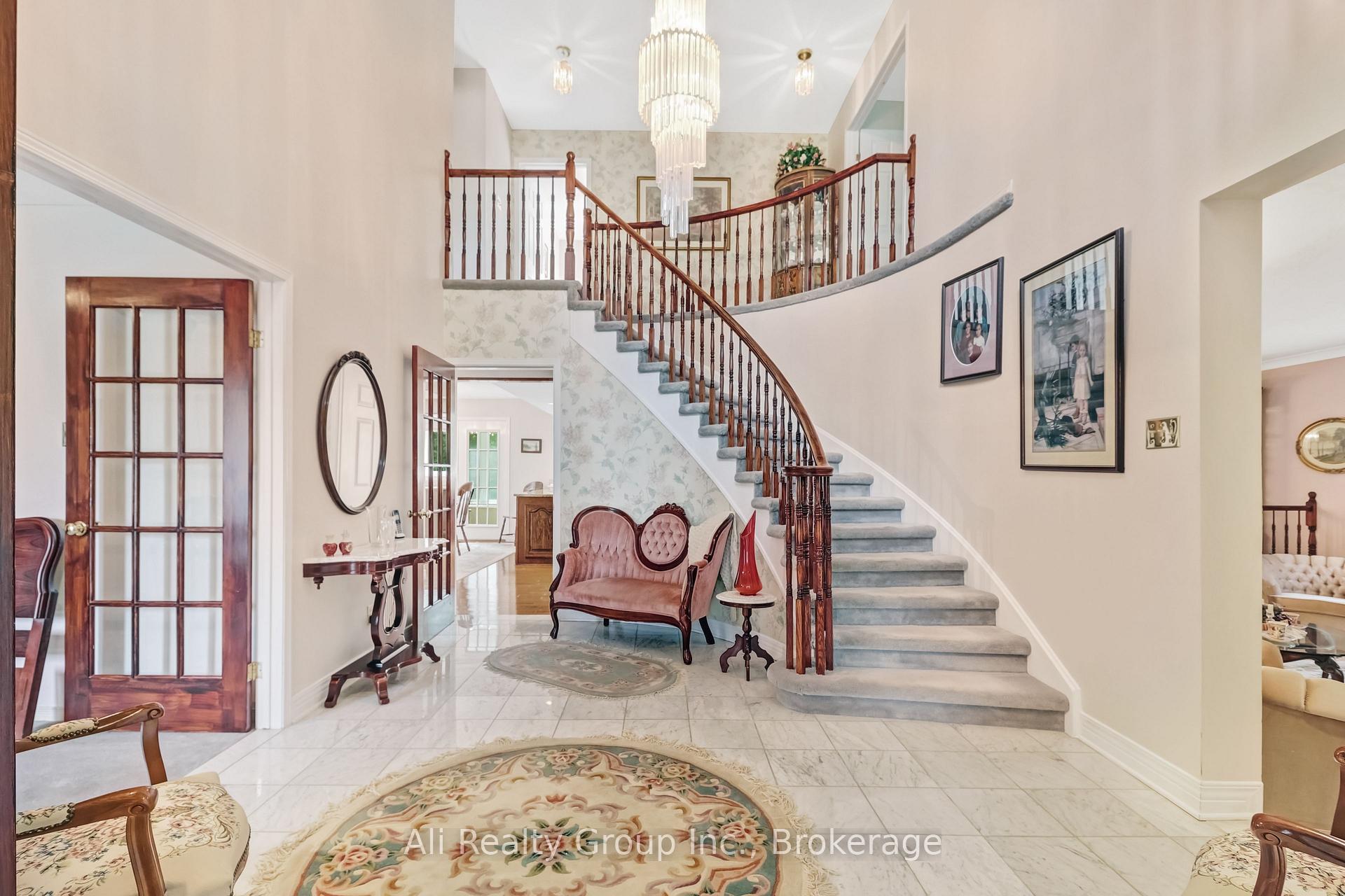 Photo 8 of 4 Royal County Downs, Ottawa, Cedar Hill/Orchard Estates — HOMEH