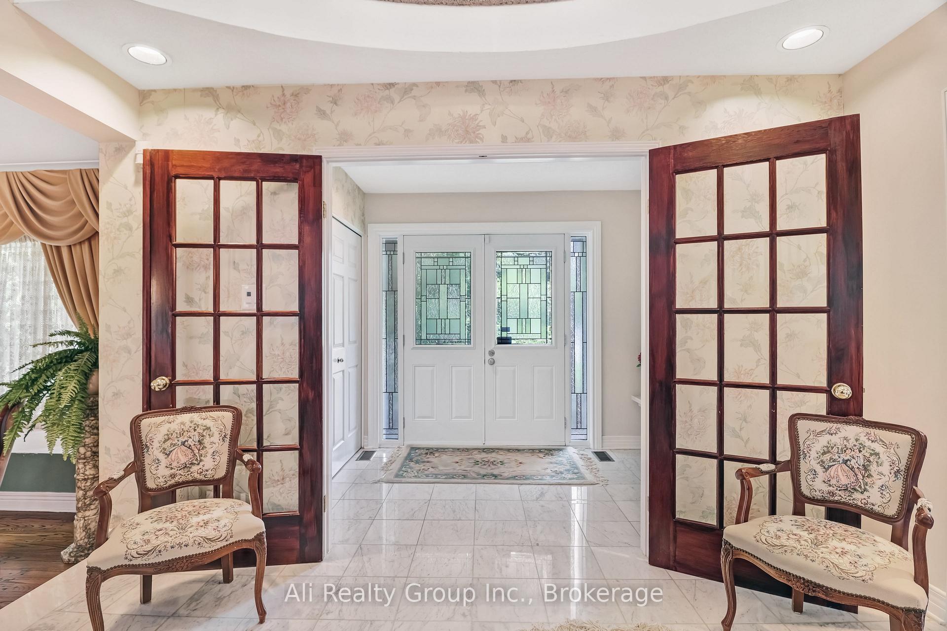 Photo 9 of 4 Royal County Downs, Ottawa, Cedar Hill/Orchard Estates — HOMEH