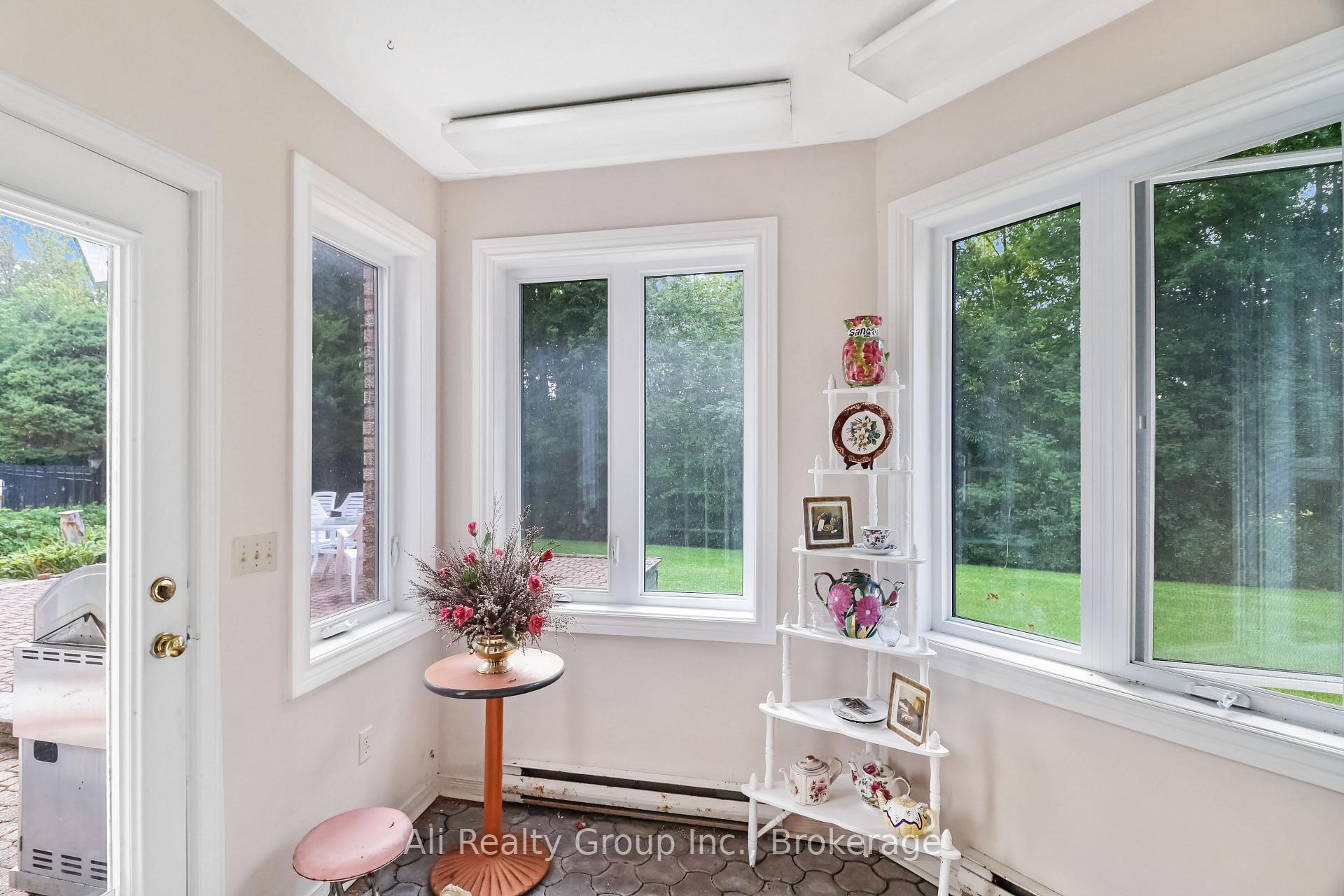 Photo 20 of 4 Royal County Downs, Ottawa, Cedar Hill/Orchard Estates — HOMEH