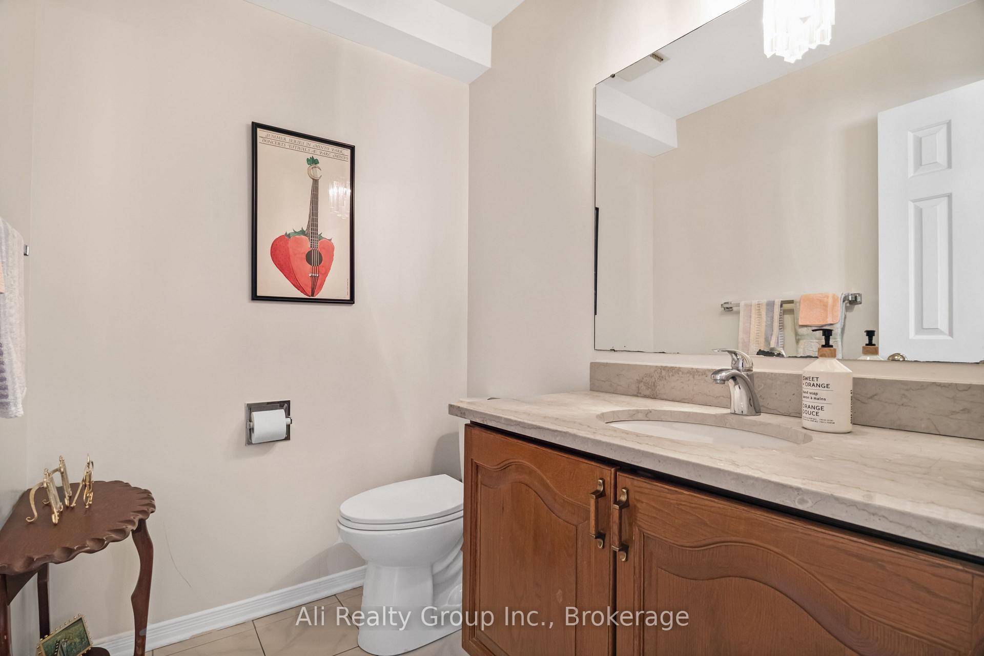 Photo 21 of 4 Royal County Downs, Ottawa, Cedar Hill/Orchard Estates — HOMEH