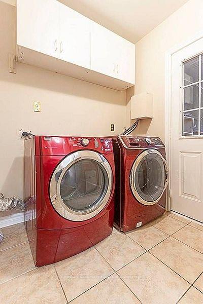 Photo 12 of 39 Savita Road, Brampton, Fletcher's Meadow — HOMEH