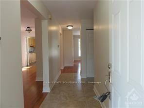 Photo 5 of 1971 Jasper Avenue, Ottawa, Ellwood — HOMEH