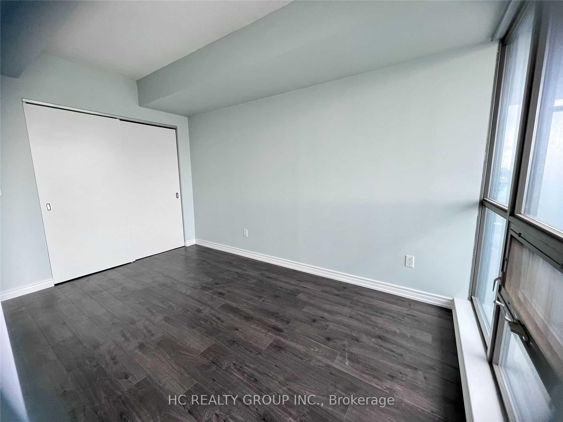 Photo 4 of Unit 1905, 285 Mutual Street, Toronto, Church-Yonge Corridor — HOMEH