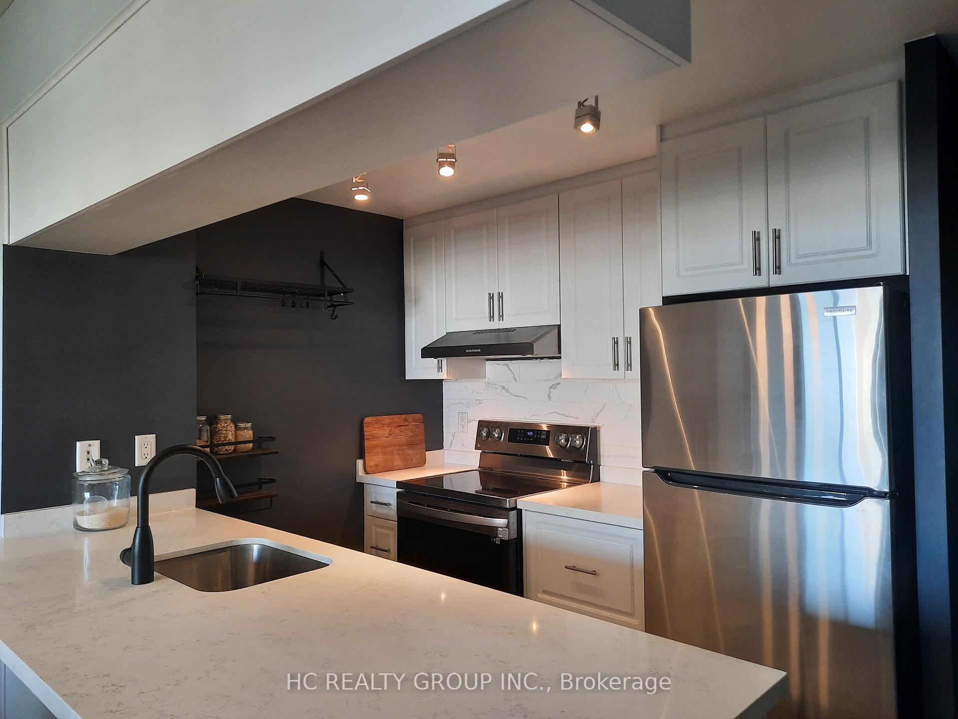 Photo 6 of Unit 1905, 285 Mutual Street, Toronto, Church-Yonge Corridor — HOMEH