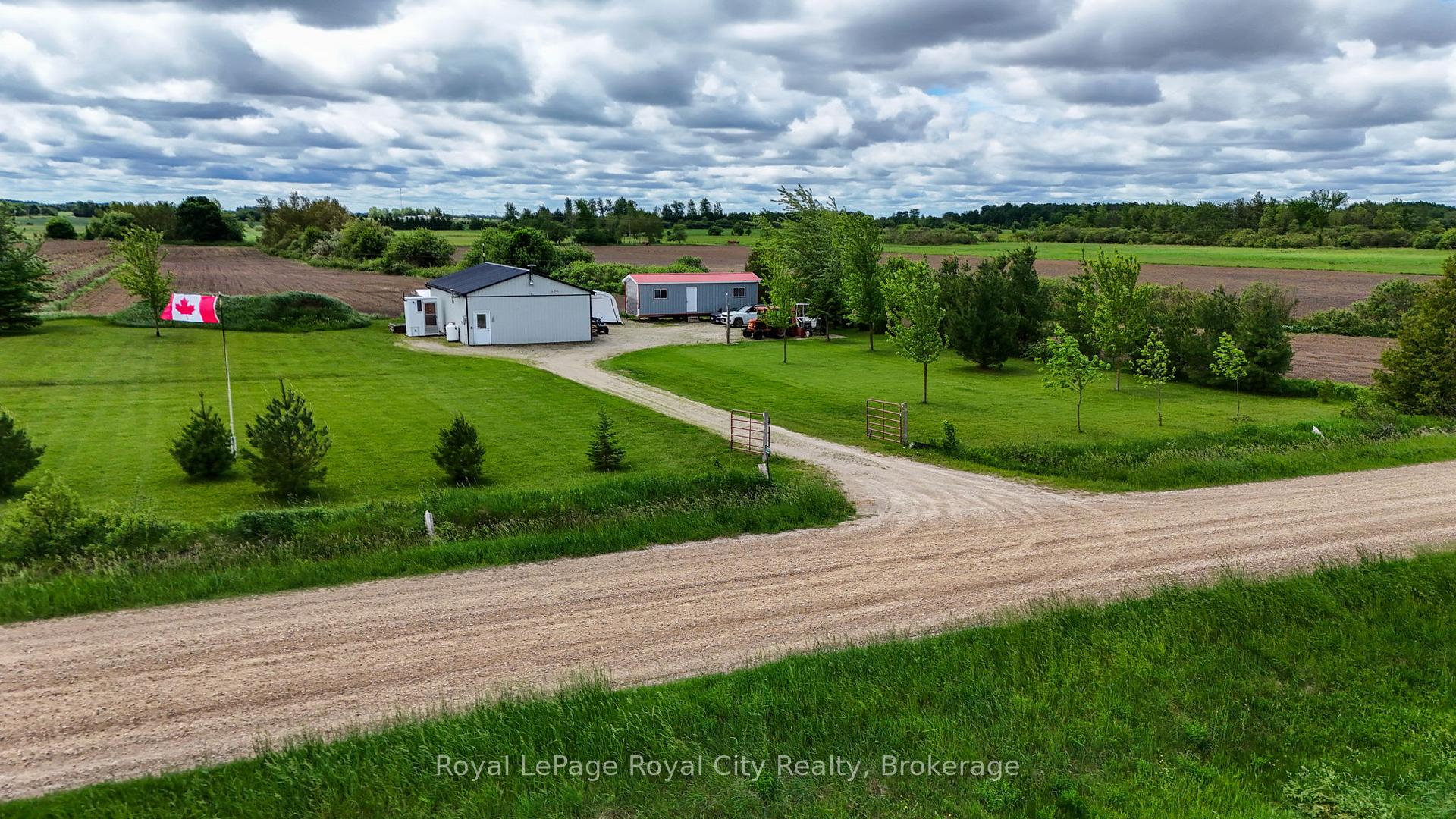 Photo 6 of 7793 Sideroad 8 Side Road E, Wellington North, Rural Wellington North — HOMEH