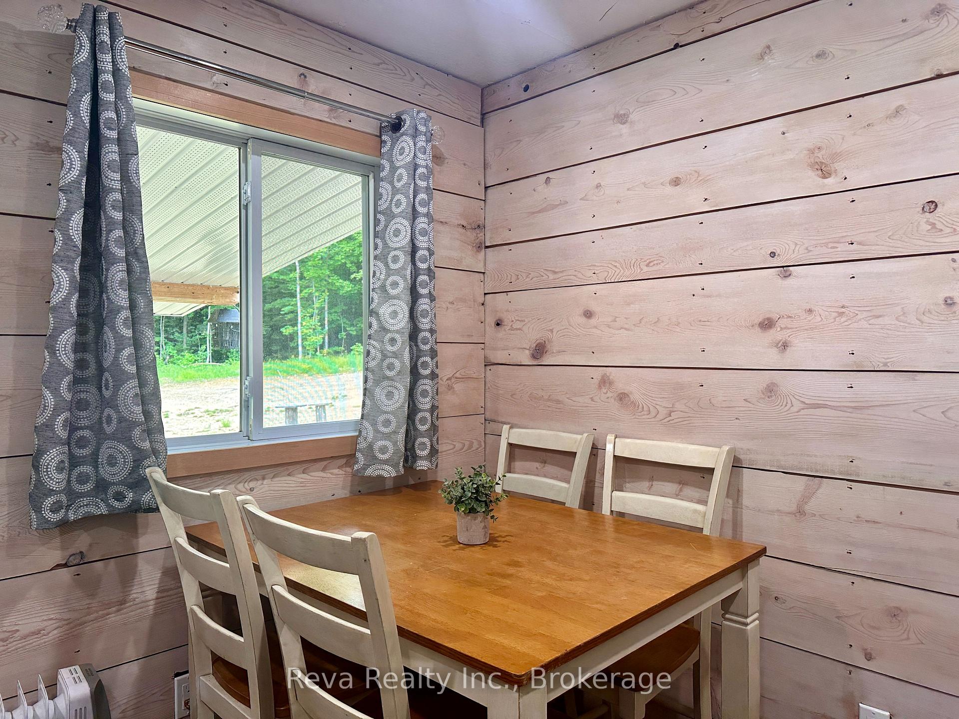 Photo 5 of 219 Elgin Road, Hastings Highlands, McClure Ward — HOMEH