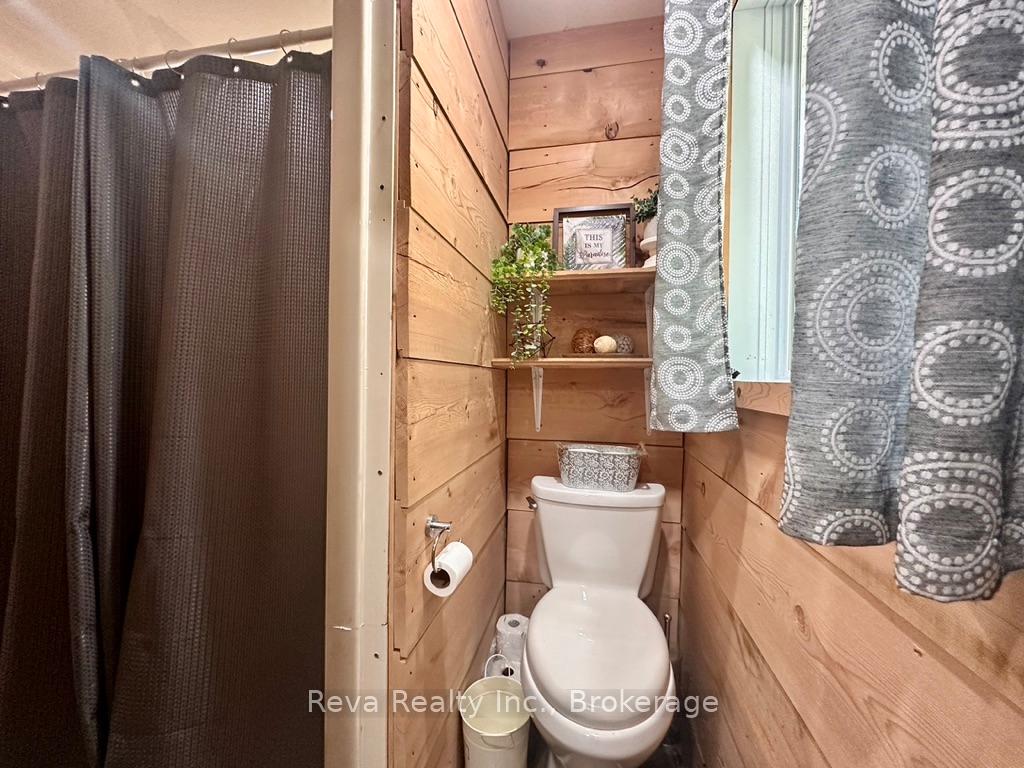 Photo 10 of 219 Elgin Road, Hastings Highlands, McClure Ward — HOMEH