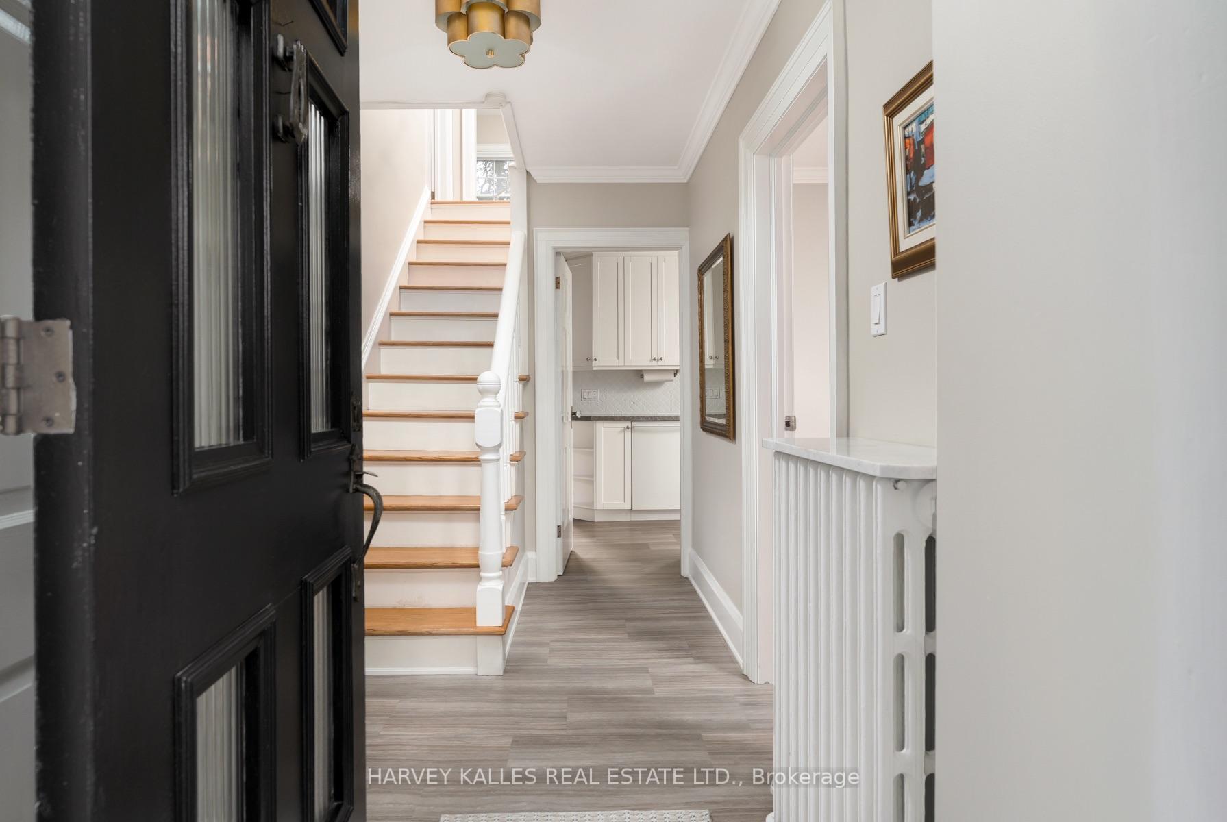 Photo 6 of 61 Queens Drive, North York, Weston — HOMEH