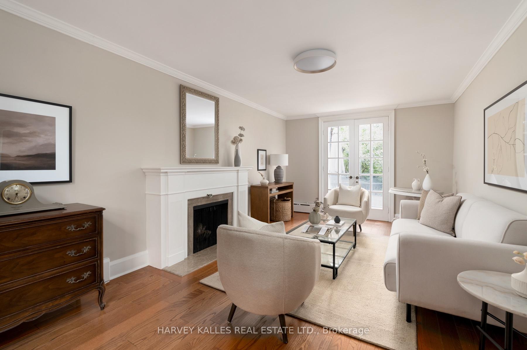 Photo 12 of 61 Queens Drive, North York, Weston — HOMEH