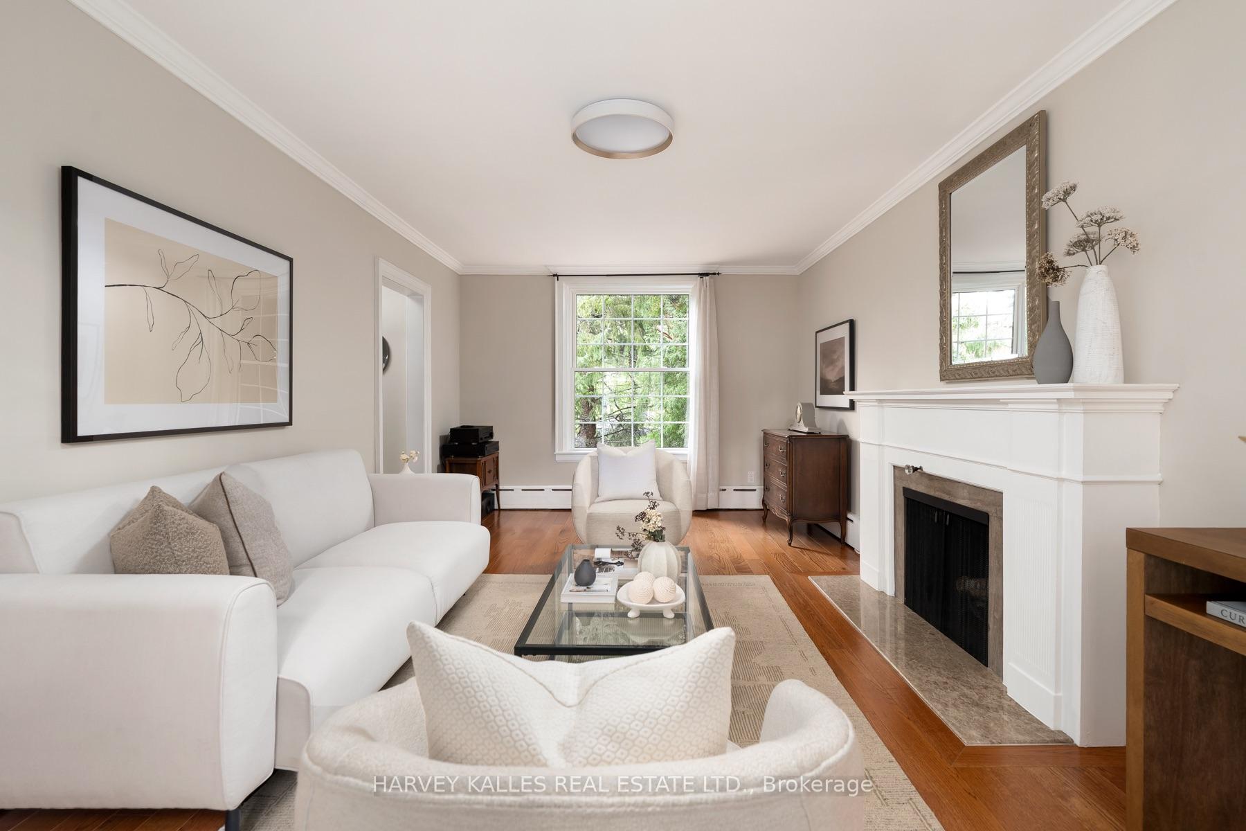 Photo 13 of 61 Queens Drive, North York, Weston — HOMEH