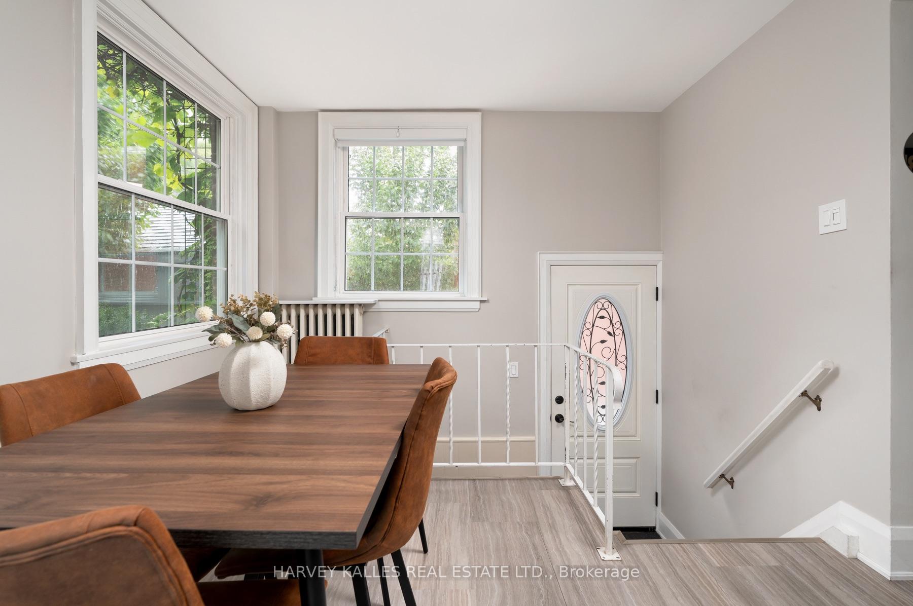 Photo 23 of 61 Queens Drive, North York, Weston — HOMEH