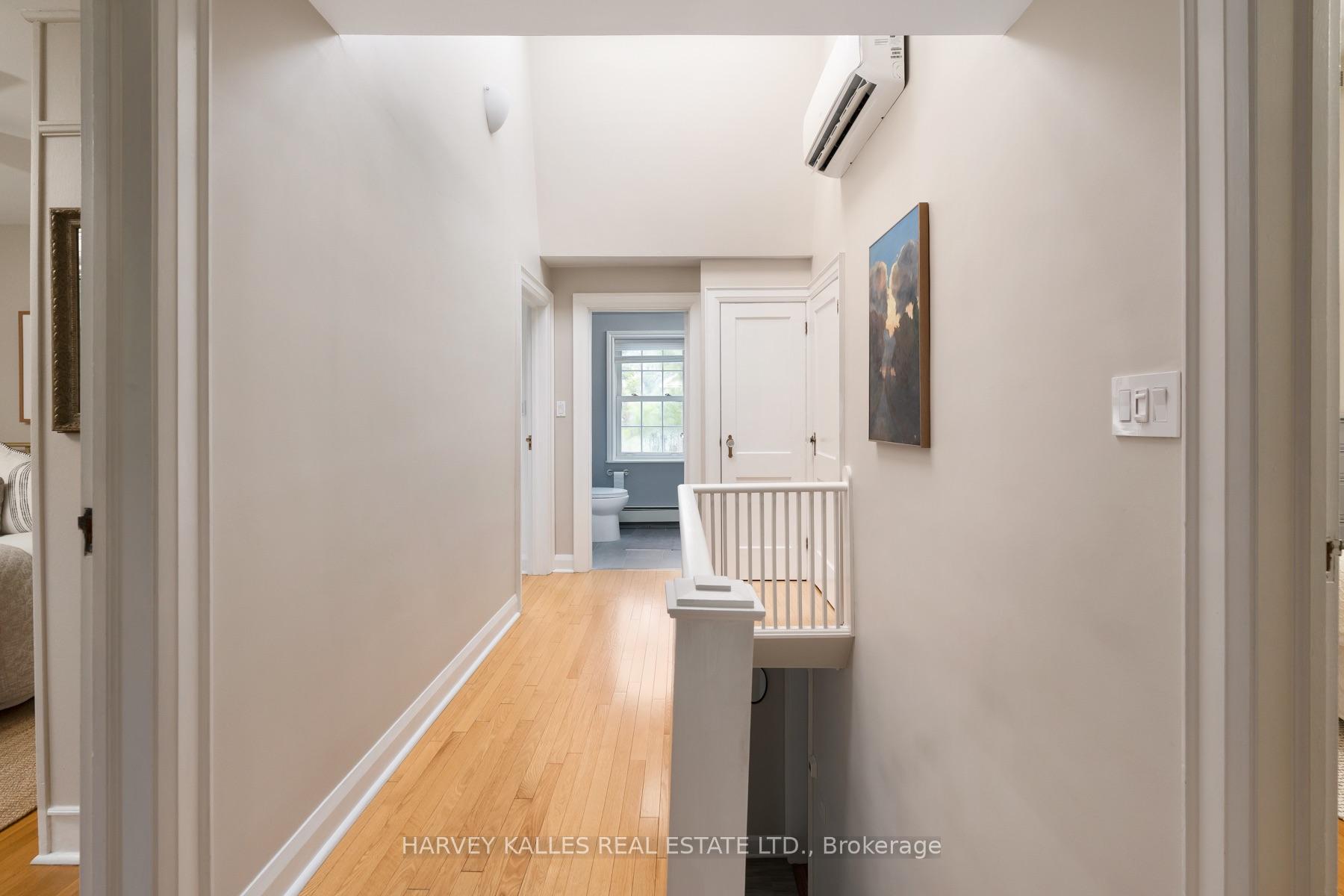 Photo 25 of 61 Queens Drive, North York, Weston — HOMEH