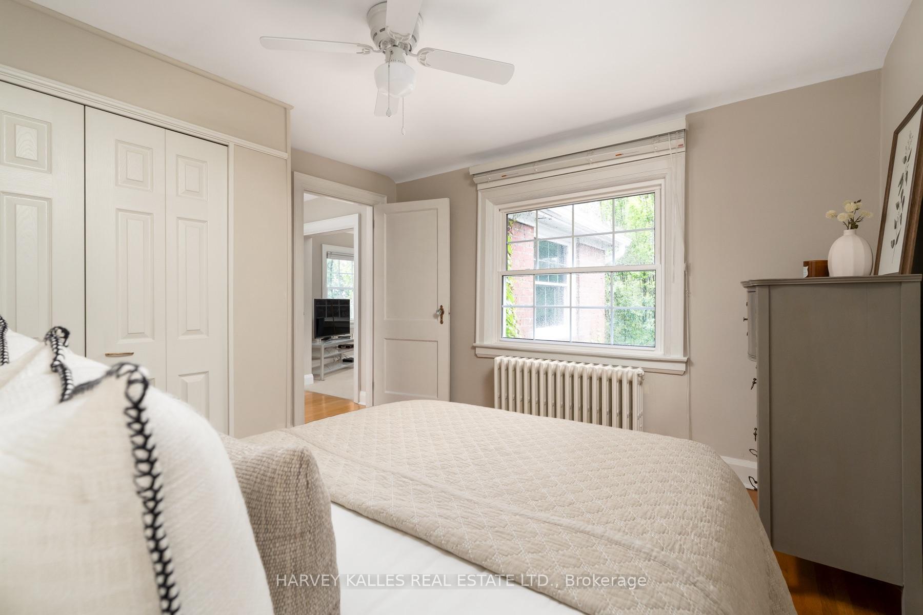Photo 36 of 61 Queens Drive, North York, Weston — HOMEH