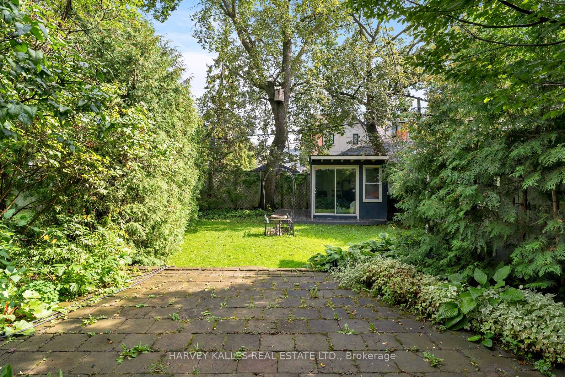 Photo 45 of 61 Queens Drive, North York, Weston — HOMEH