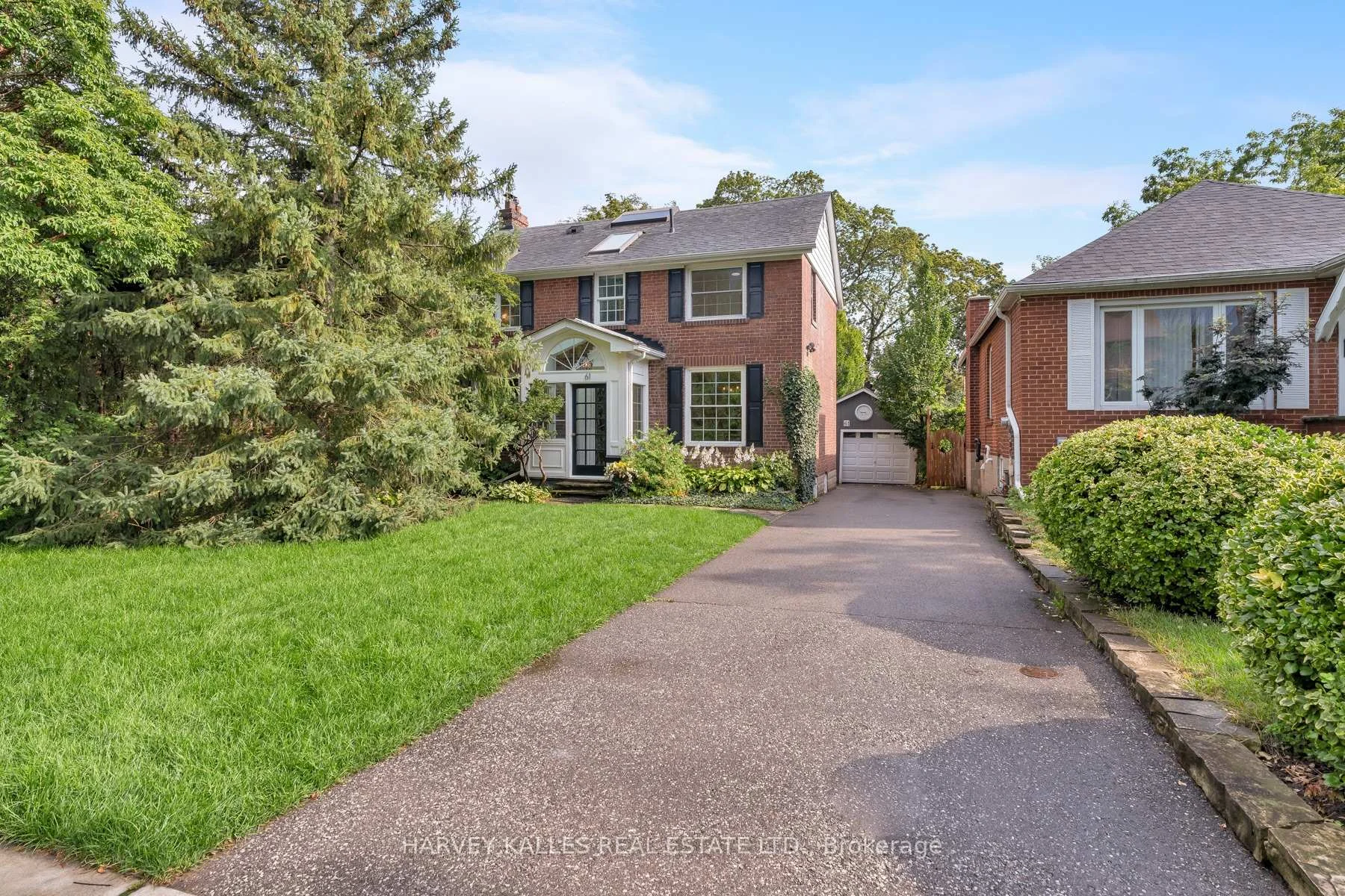 Photo 9 of 61 Queens Drive, North York, Weston — HOMEH