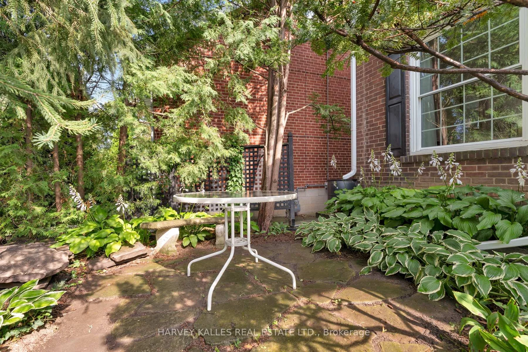 Photo 44 of 61 Queens Drive, North York, Weston — HOMEH
