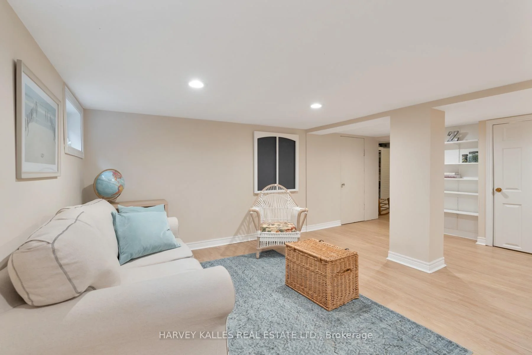 Photo 53 of 61 Queens Drive, North York, Weston — HOMEH