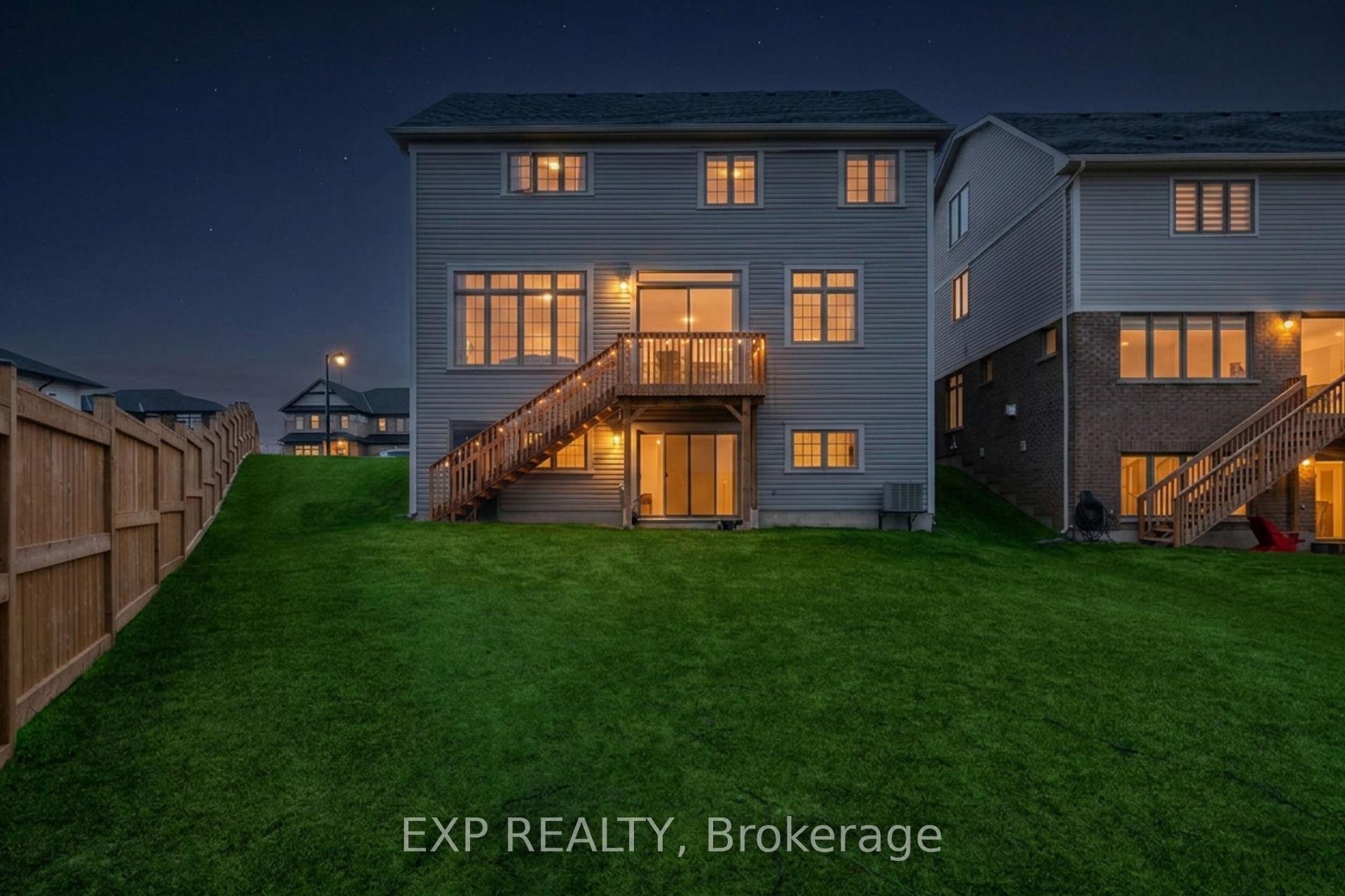 Photo 42 of 98 Rea Drive, Centre Wellington, Fergus — HOMEH