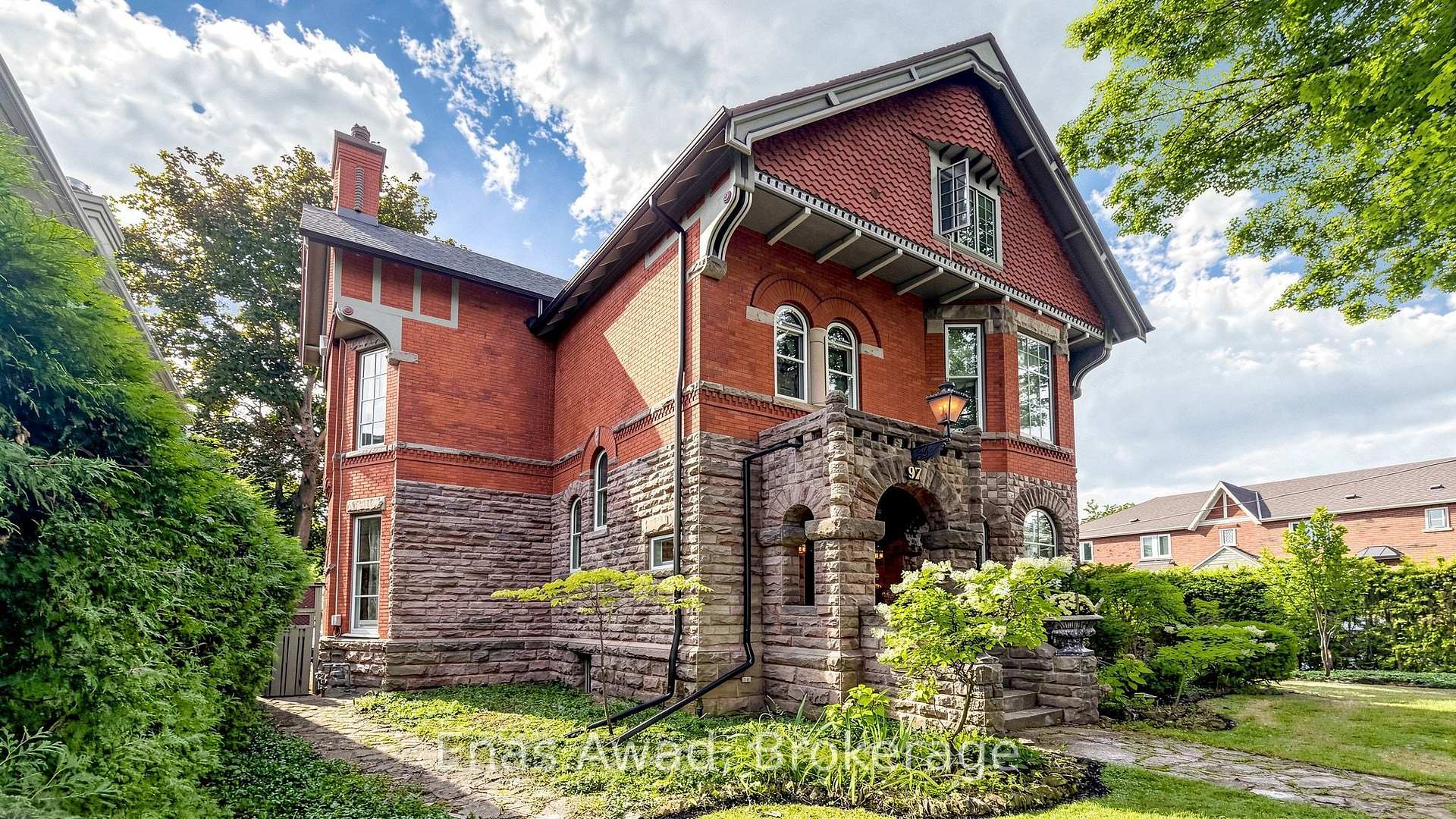 Photo of 97 Glengrove Avenue W