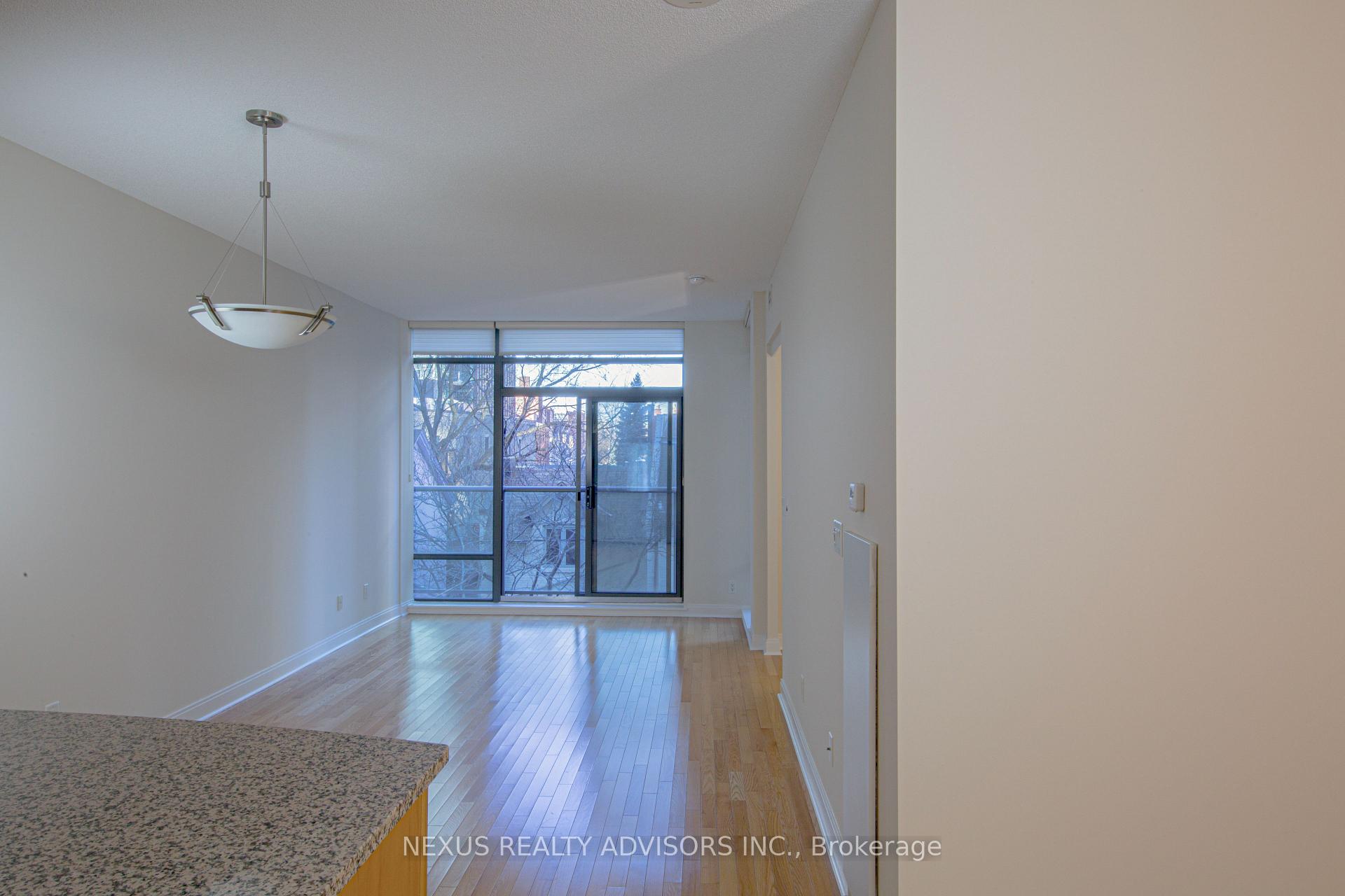 Photo 5 of Unit 313, 21 Scollard Street, Toronto, The Annex — HOMEH