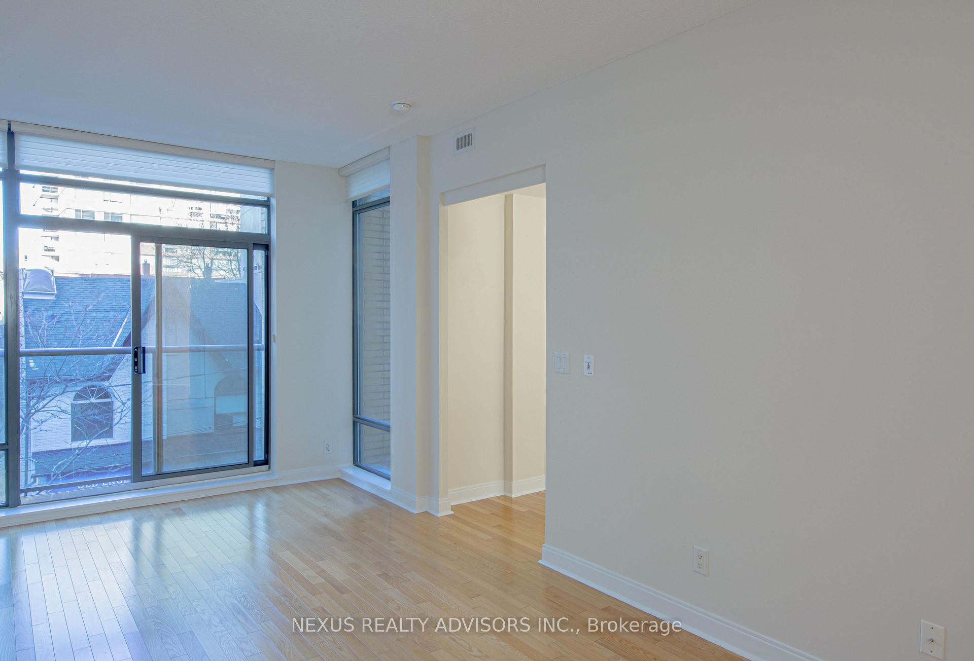 Photo 8 of Unit 313, 21 Scollard Street, Toronto, The Annex — HOMEH