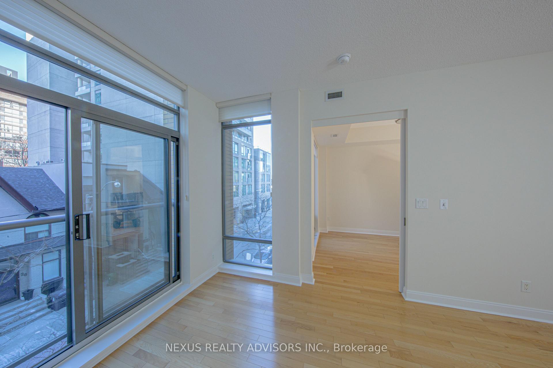 Photo 11 of Unit 313, 21 Scollard Street, Toronto, The Annex — HOMEH