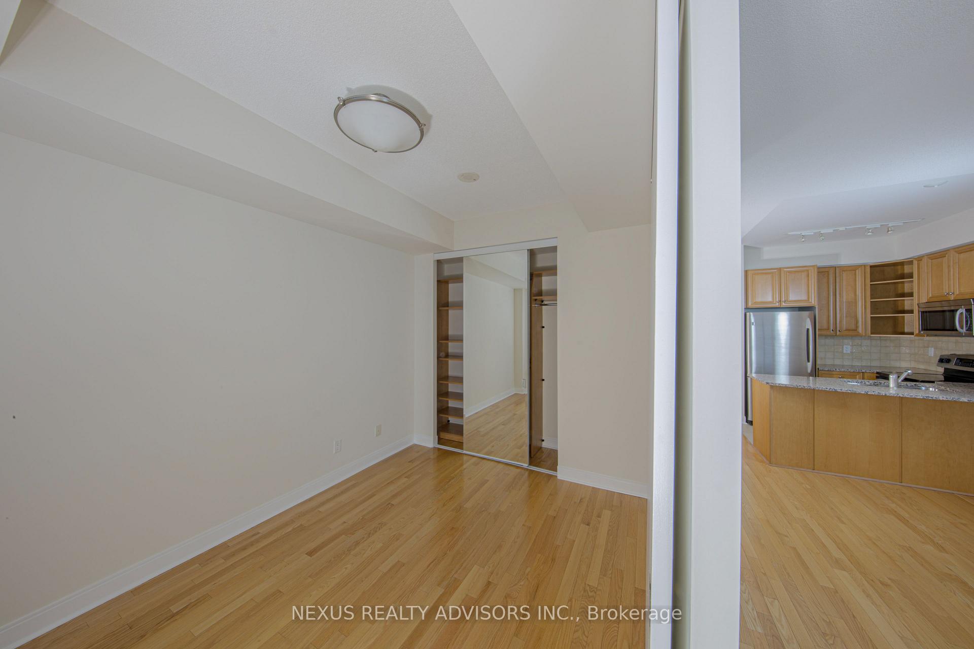 Photo 13 of Unit 313, 21 Scollard Street, Toronto, The Annex — HOMEH