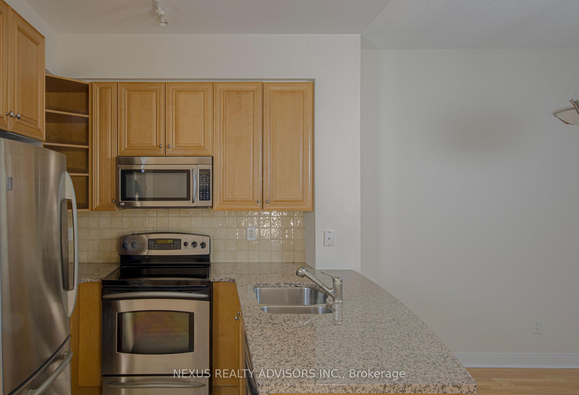 Photo 24 of Unit 313, 21 Scollard Street, Toronto, The Annex — HOMEH