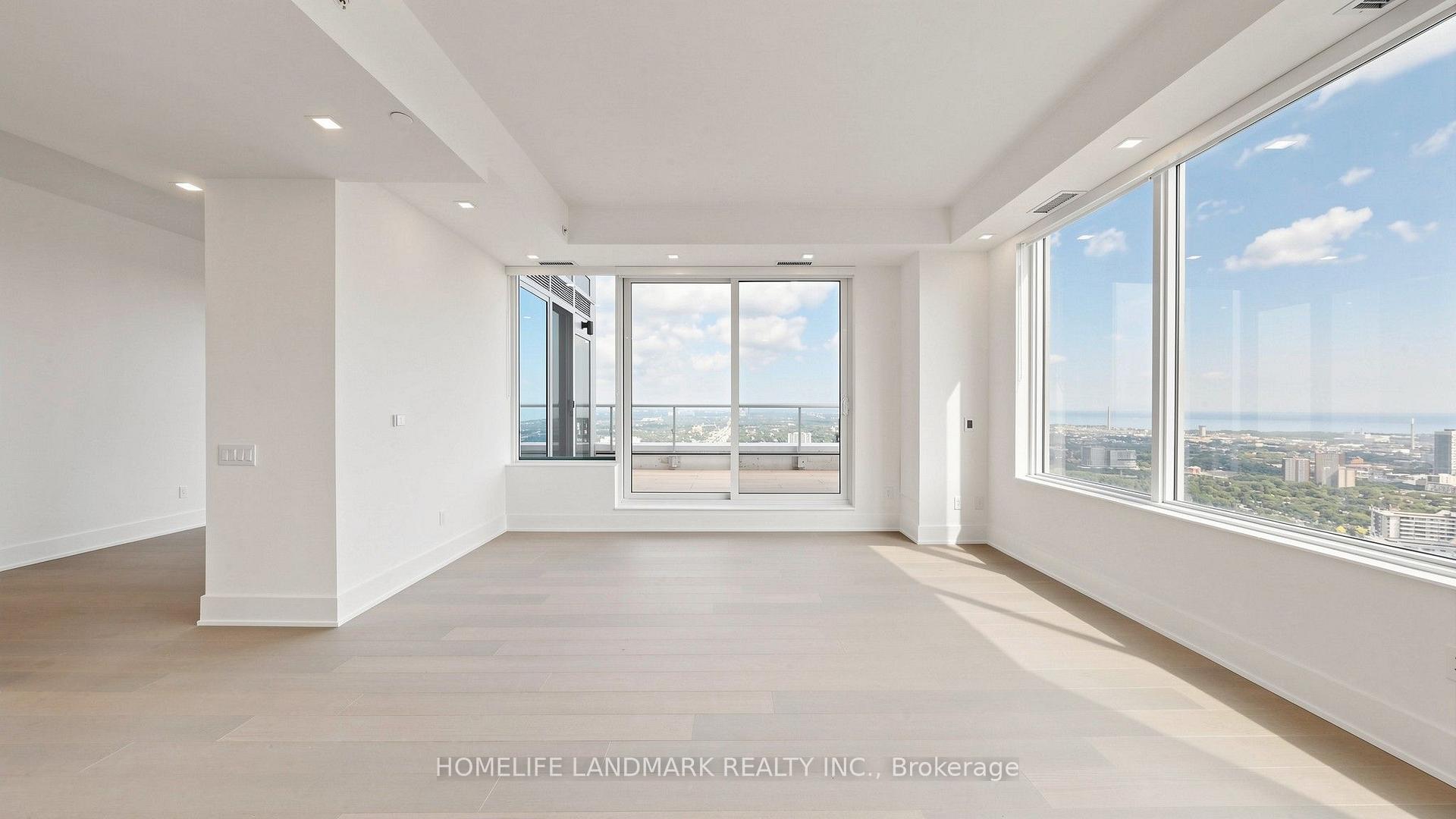 Photo 6 of Unit LPH05, 609 Sherbourne Street, Toronto, North St. James Town — HOMEH