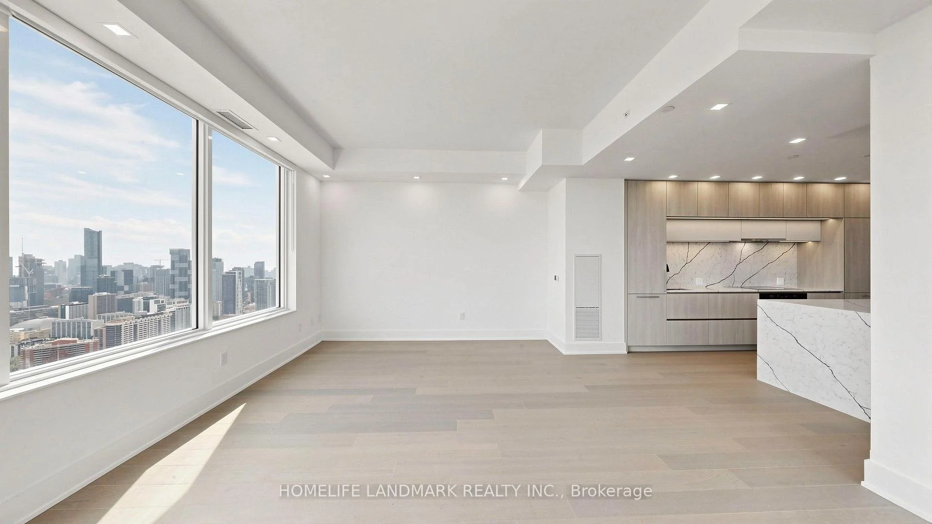 Photo 11 of Unit LPH05, 609 Sherbourne Street, Toronto, North St. James Town — HOMEH