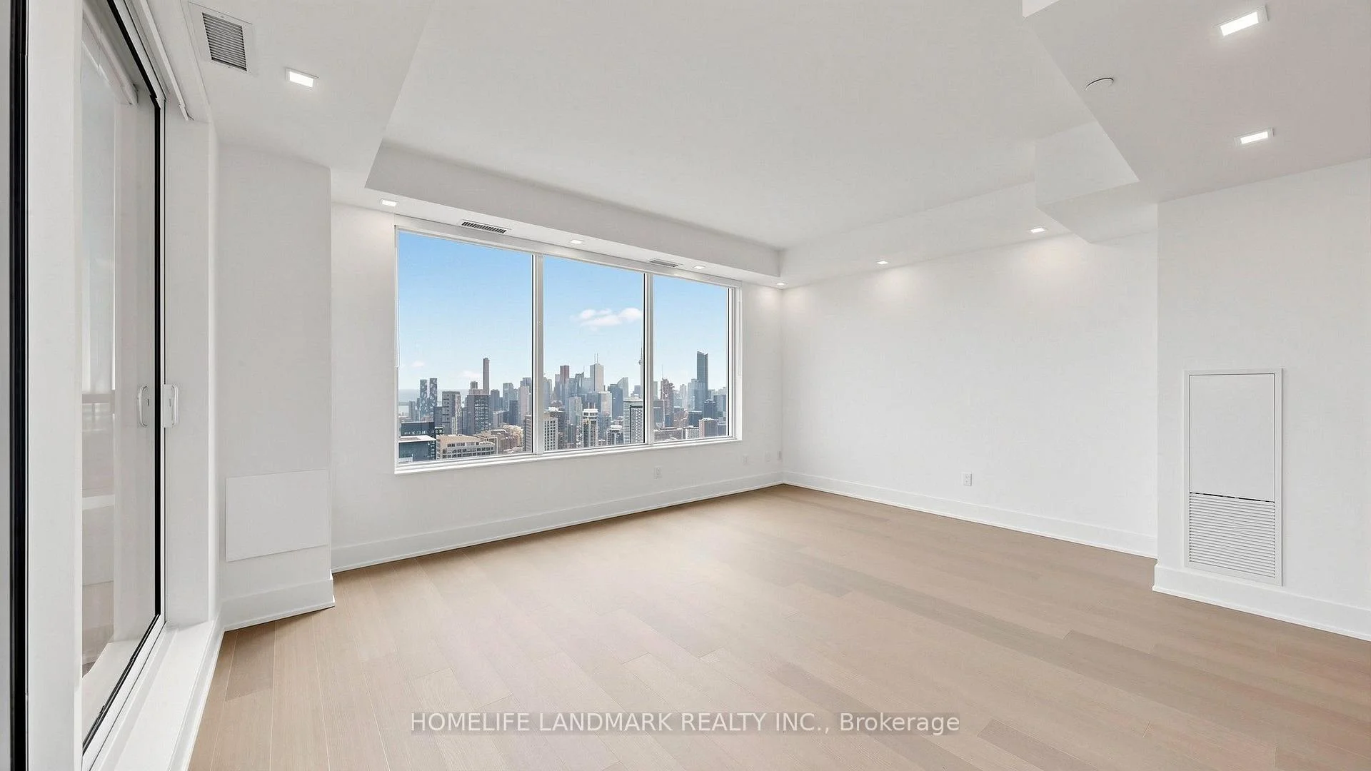 Photo 23 of Unit LPH05, 609 Sherbourne Street, Toronto, North St. James Town — HOMEH