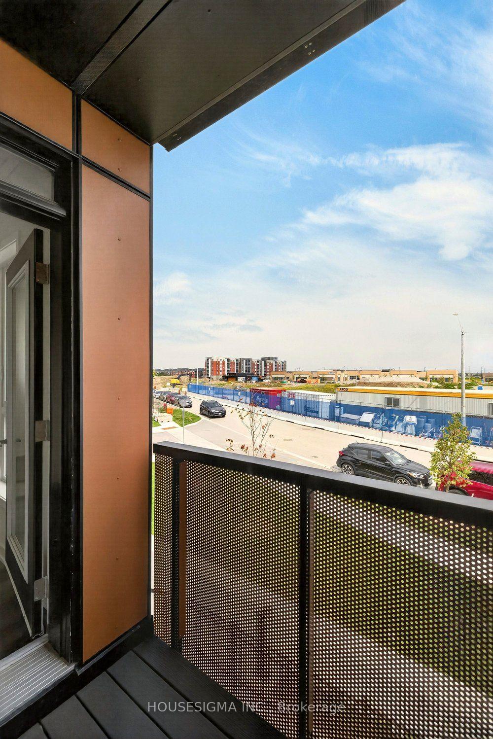 Photo 6 of Unit TH202, 30 All Nations Drive, Brampton, Northwest Brampton — HOMEH