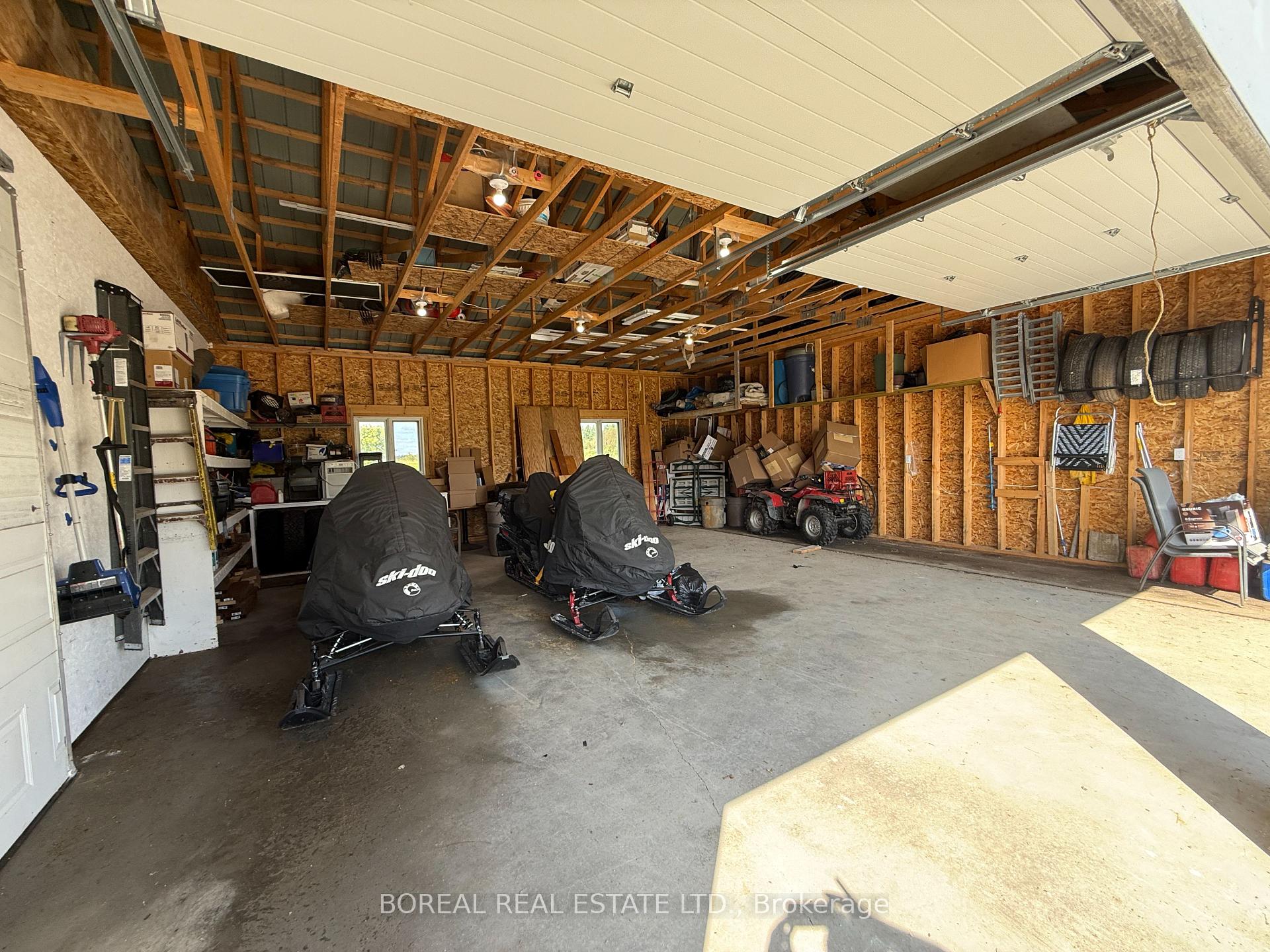 Photo 18 of 1363 Hwy 652, Cochrane — HOMEH