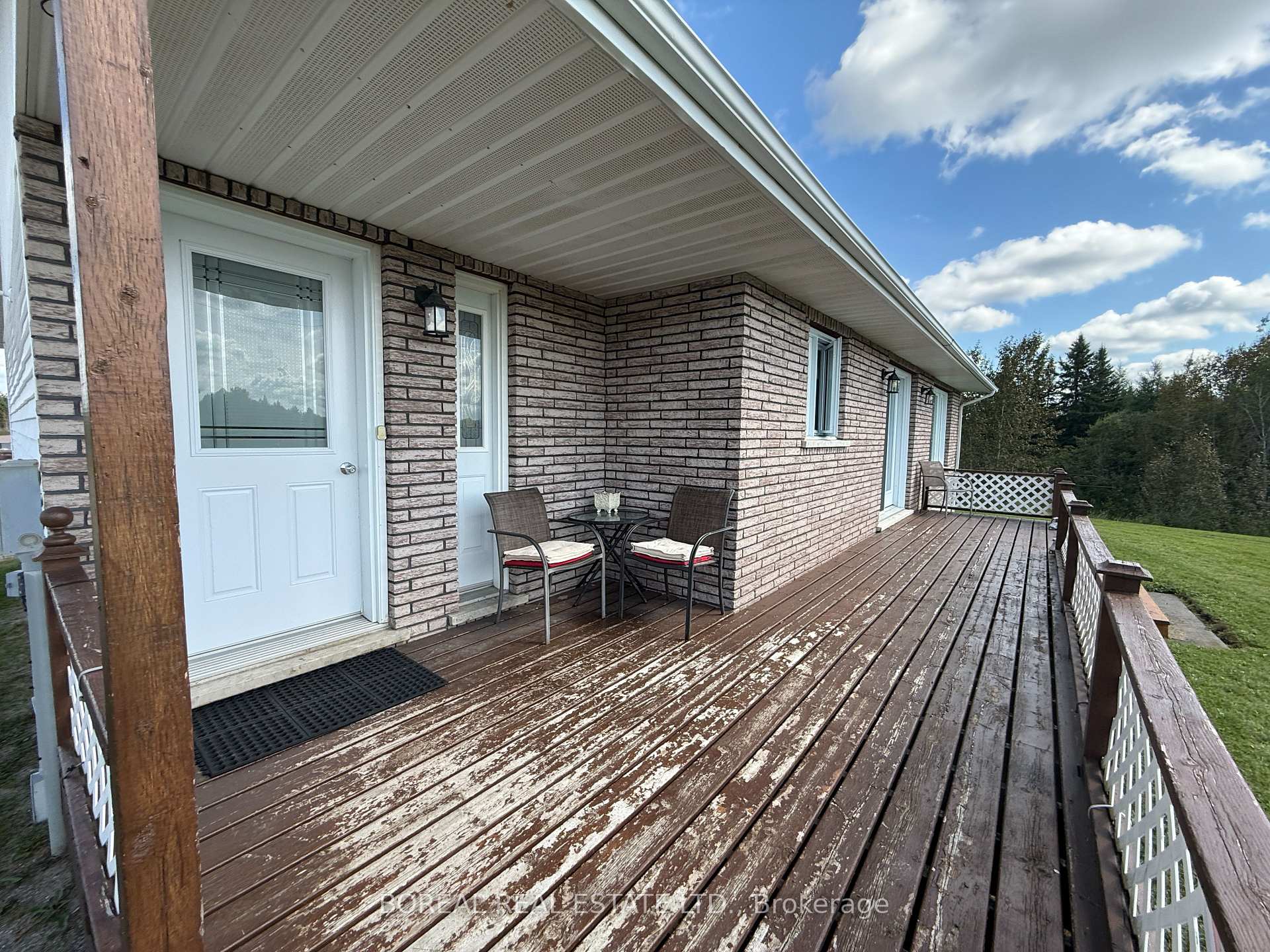Photo 20 of 1363 Hwy 652, Cochrane — HOMEH