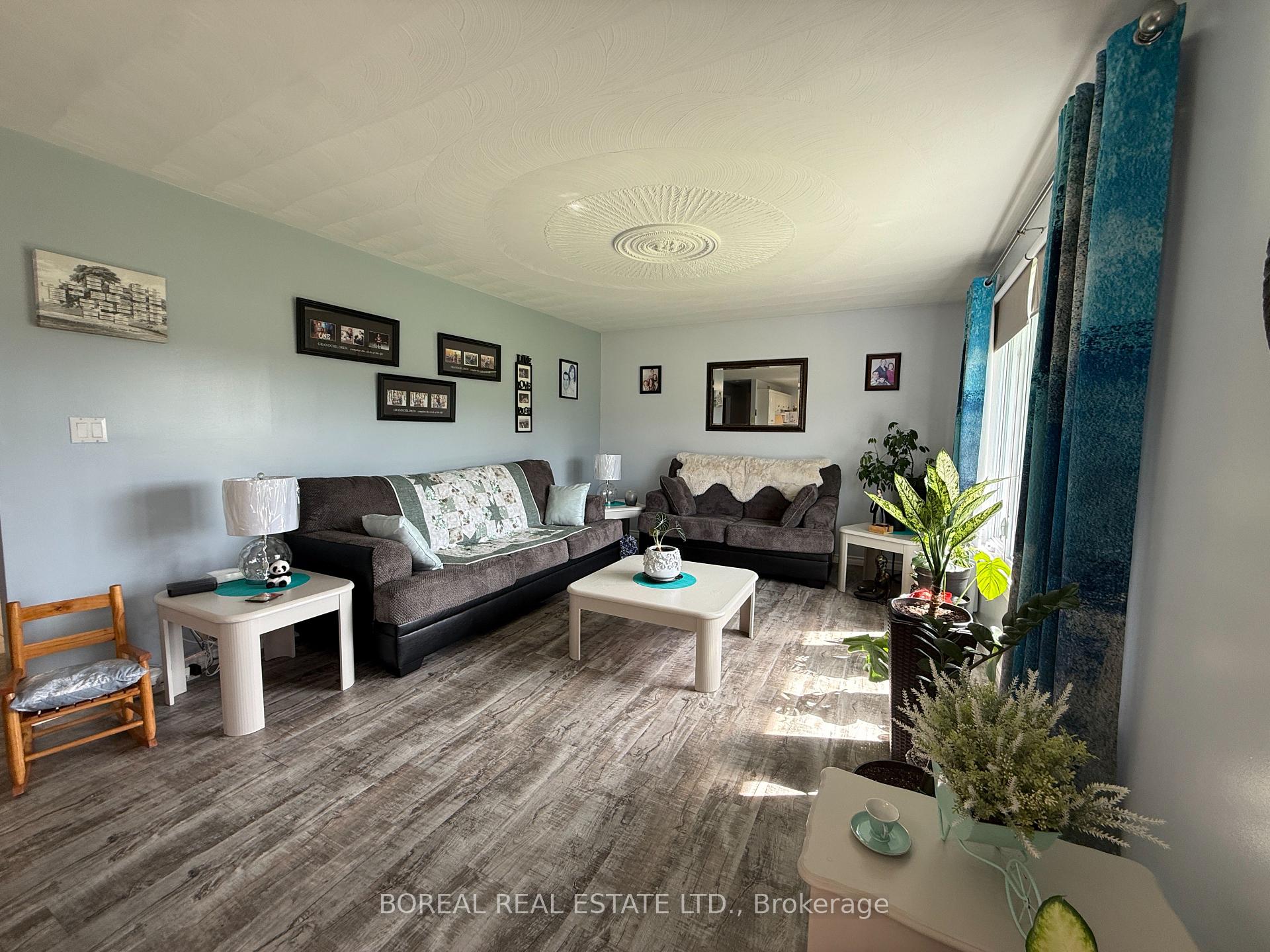 Photo 26 of 1363 Hwy 652, Cochrane — HOMEH