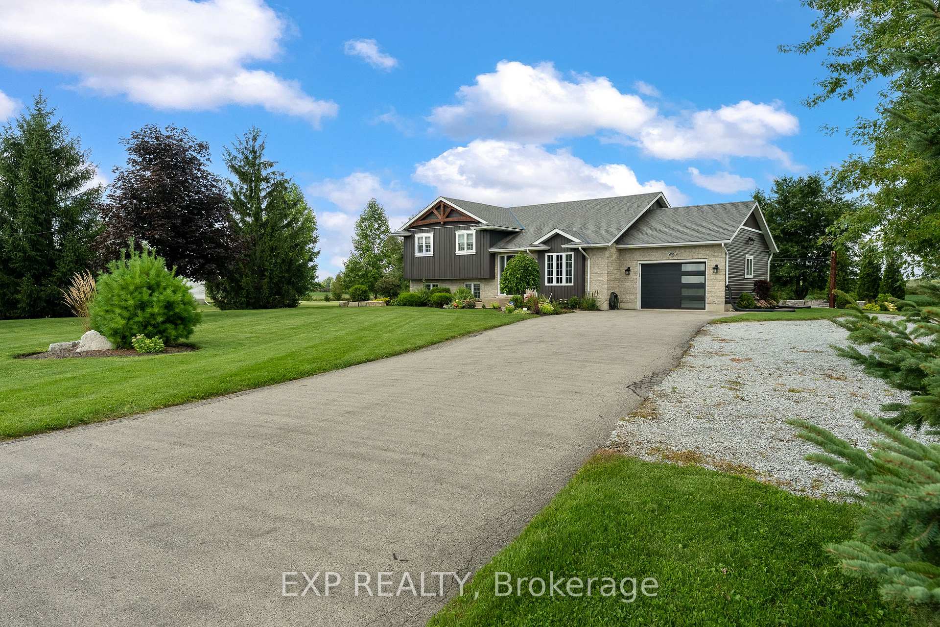 Photo 3 of 32070 Sideroad 20 Road, Wainfleet, Marshville/Winger — HOMEH