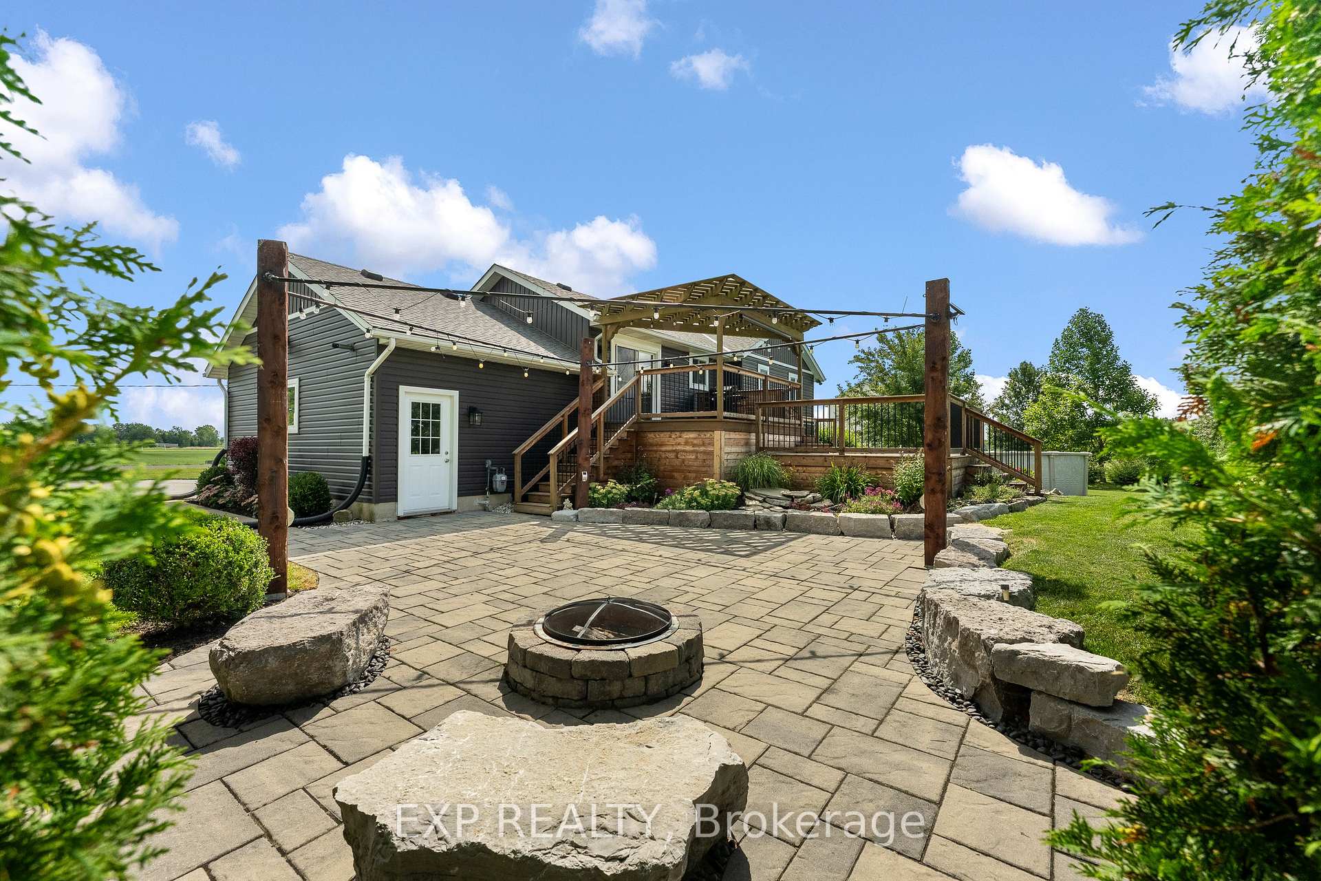 Photo 7 of 32070 Sideroad 20 Road, Wainfleet, Marshville/Winger — HOMEH