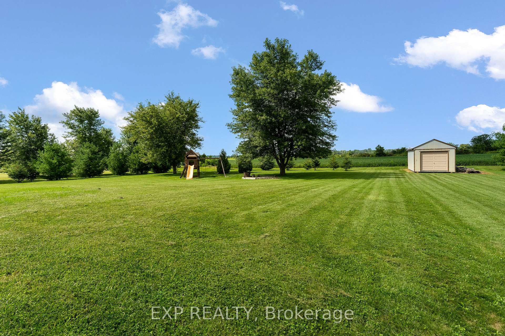 Photo 14 of 32070 Sideroad 20 Road, Wainfleet, Marshville/Winger — HOMEH