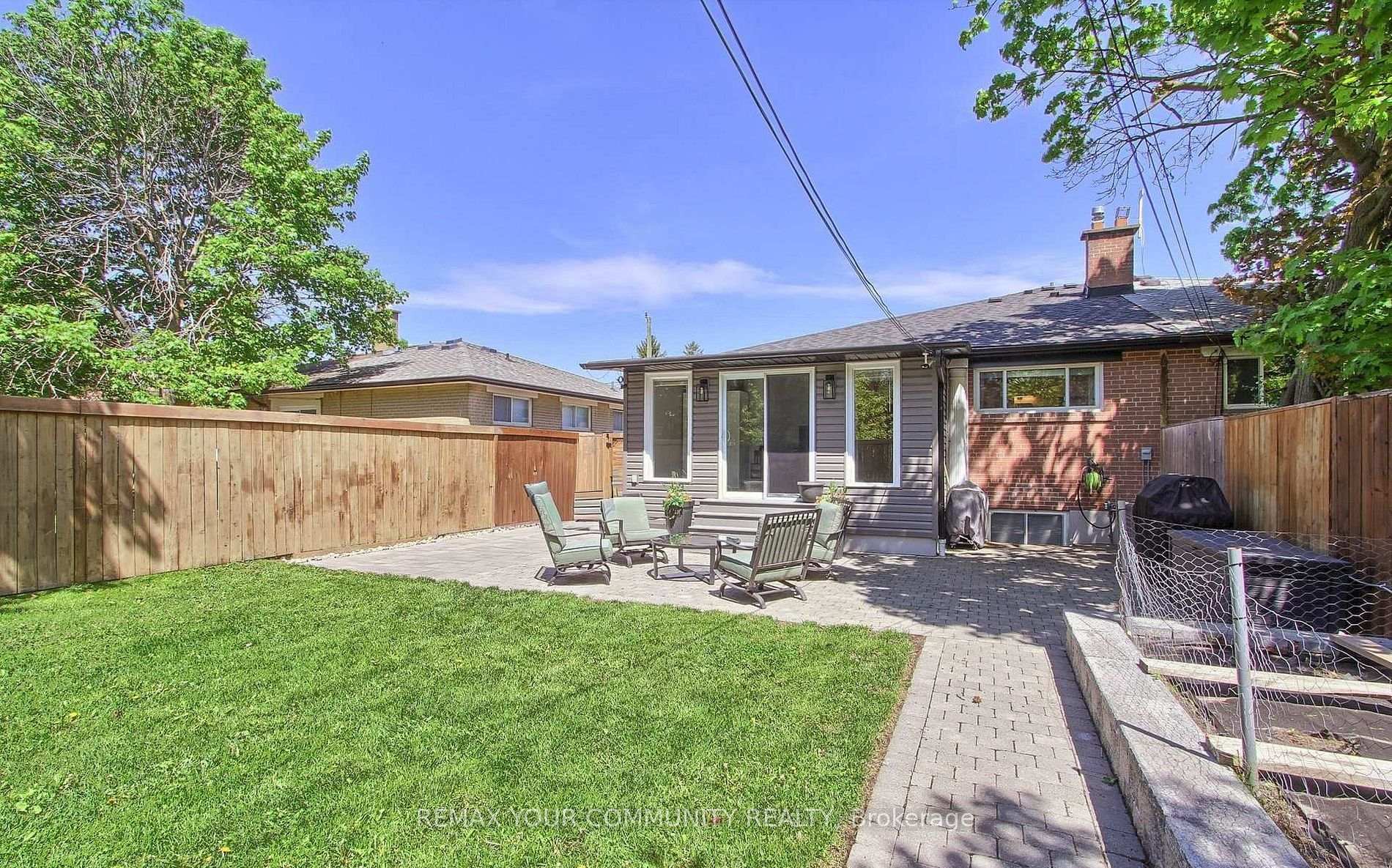 Photo 37 of Unit Main Floor w/o basement, 67 Davis Road, Aurora, Aurora Highlands — HOMEH