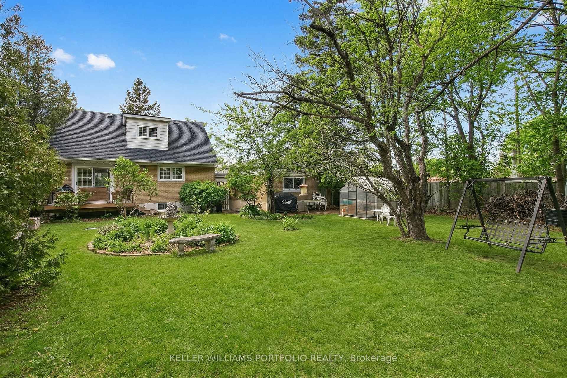 Photo 36 of 88 Sabrina Dr, Etobicoke, Willowridge-Martingrove-Richview — HOMEH