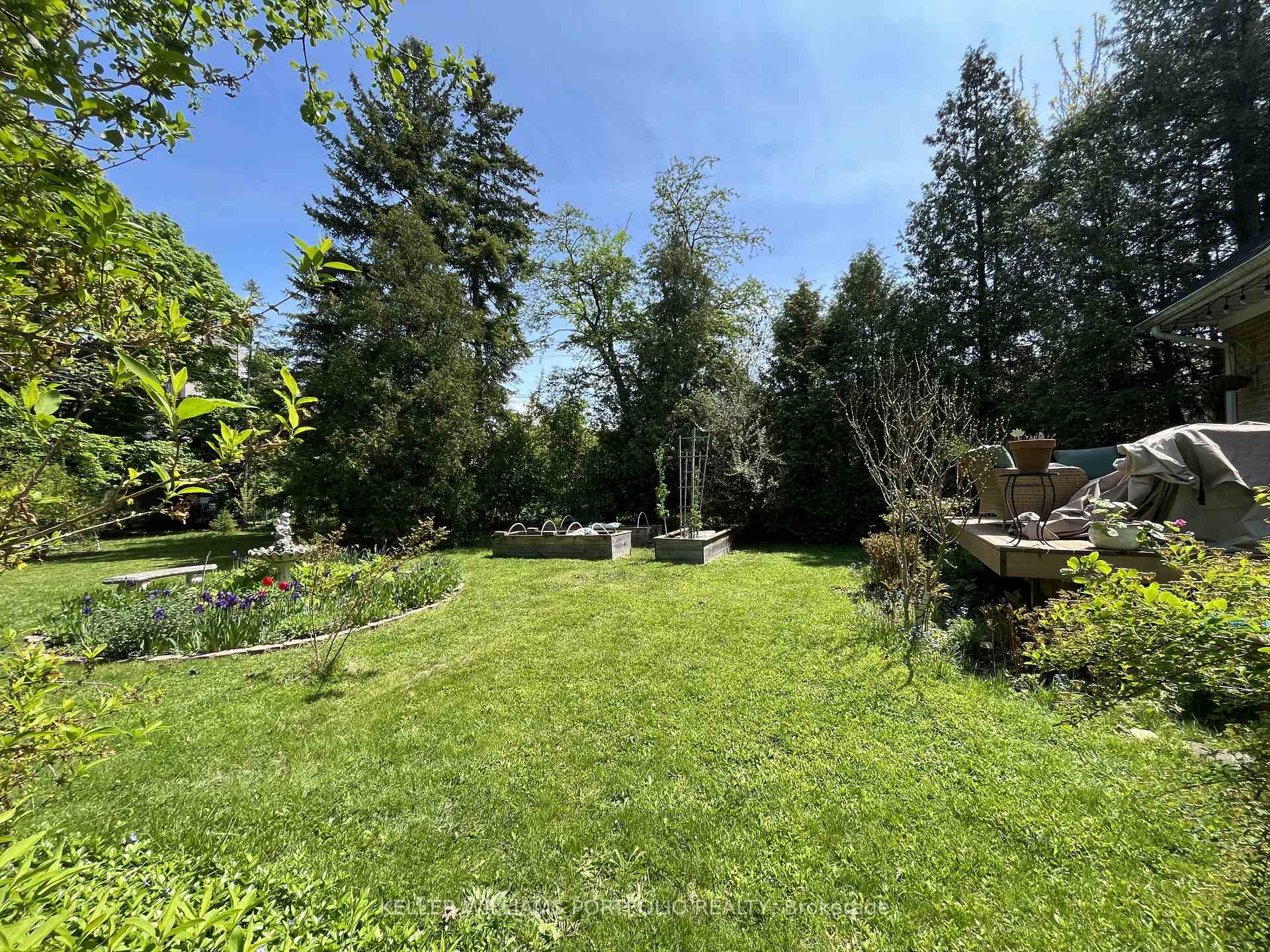 Photo 39 of 88 Sabrina Dr, Etobicoke, Willowridge-Martingrove-Richview — HOMEH