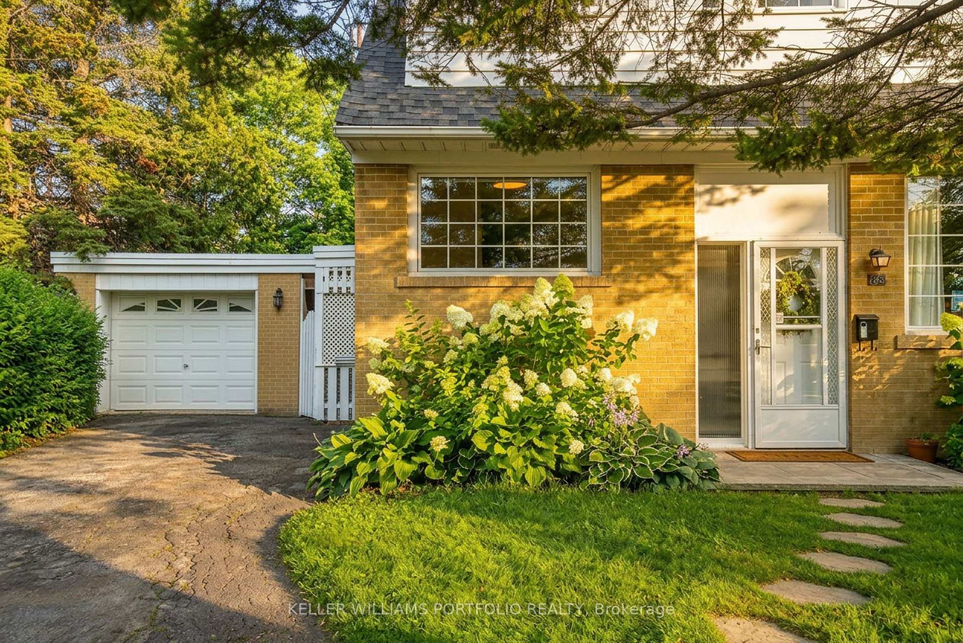 Photo 45 of 88 Sabrina Dr, Etobicoke, Willowridge-Martingrove-Richview — HOMEH