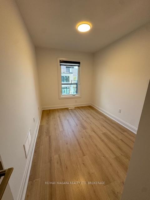 Photo 7 of 292 Vine Street, St. Catharines, Carlton/Bunting — HOMEH