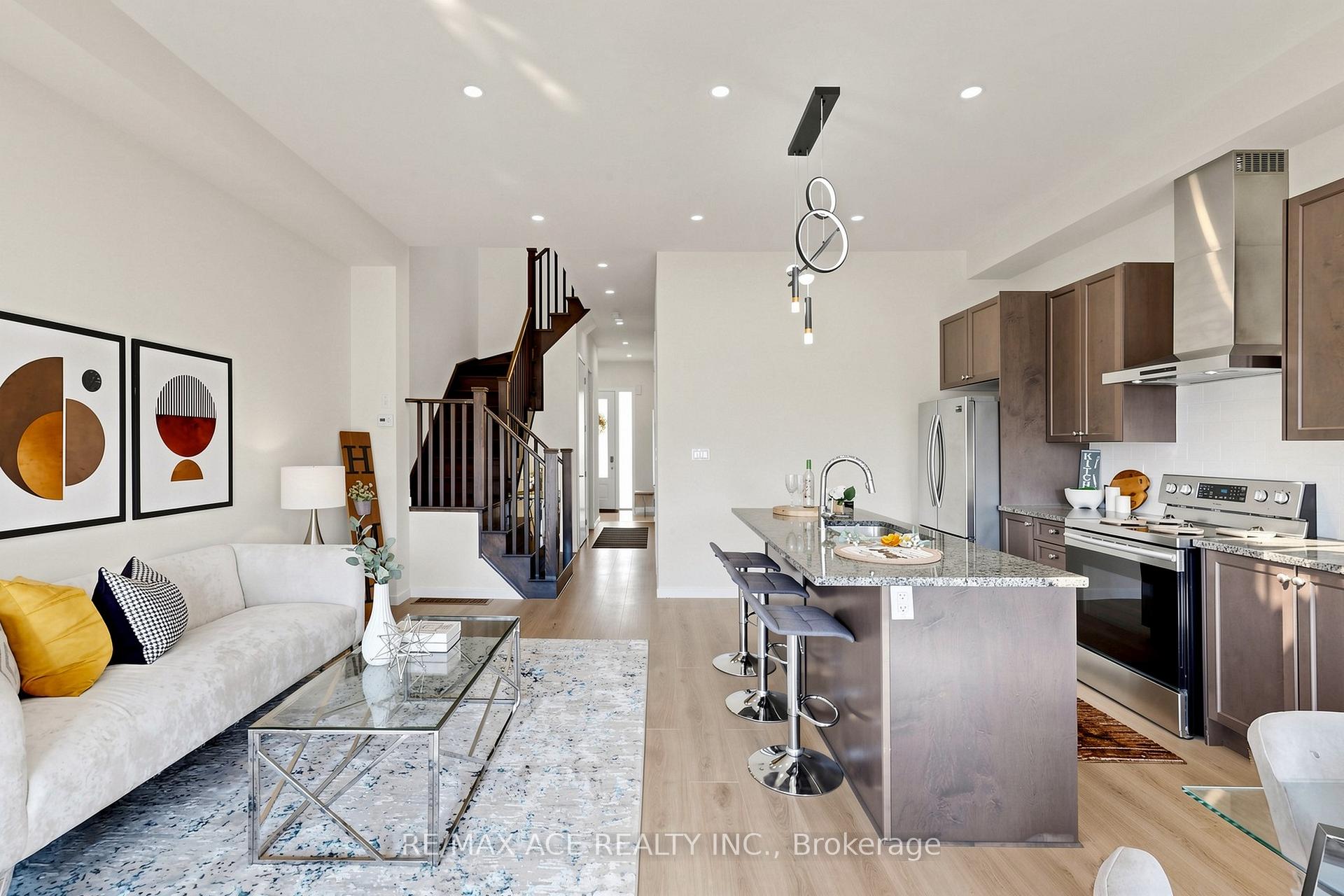 Photo 8 of 368 Elyse Court, Aurora, Bayview Northeast — HOMEH