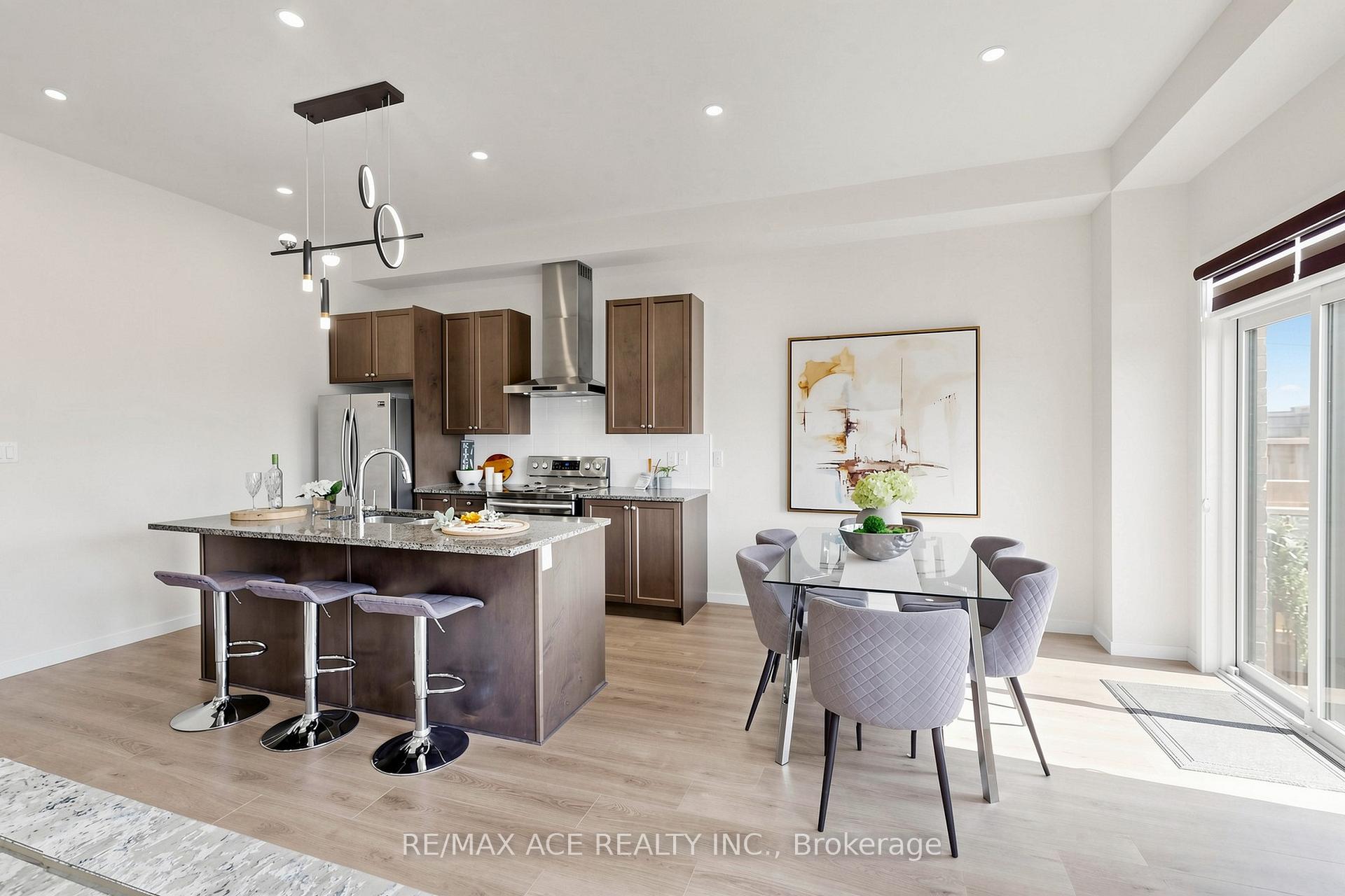 Photo 14 of 368 Elyse Court, Aurora, Bayview Northeast — HOMEH