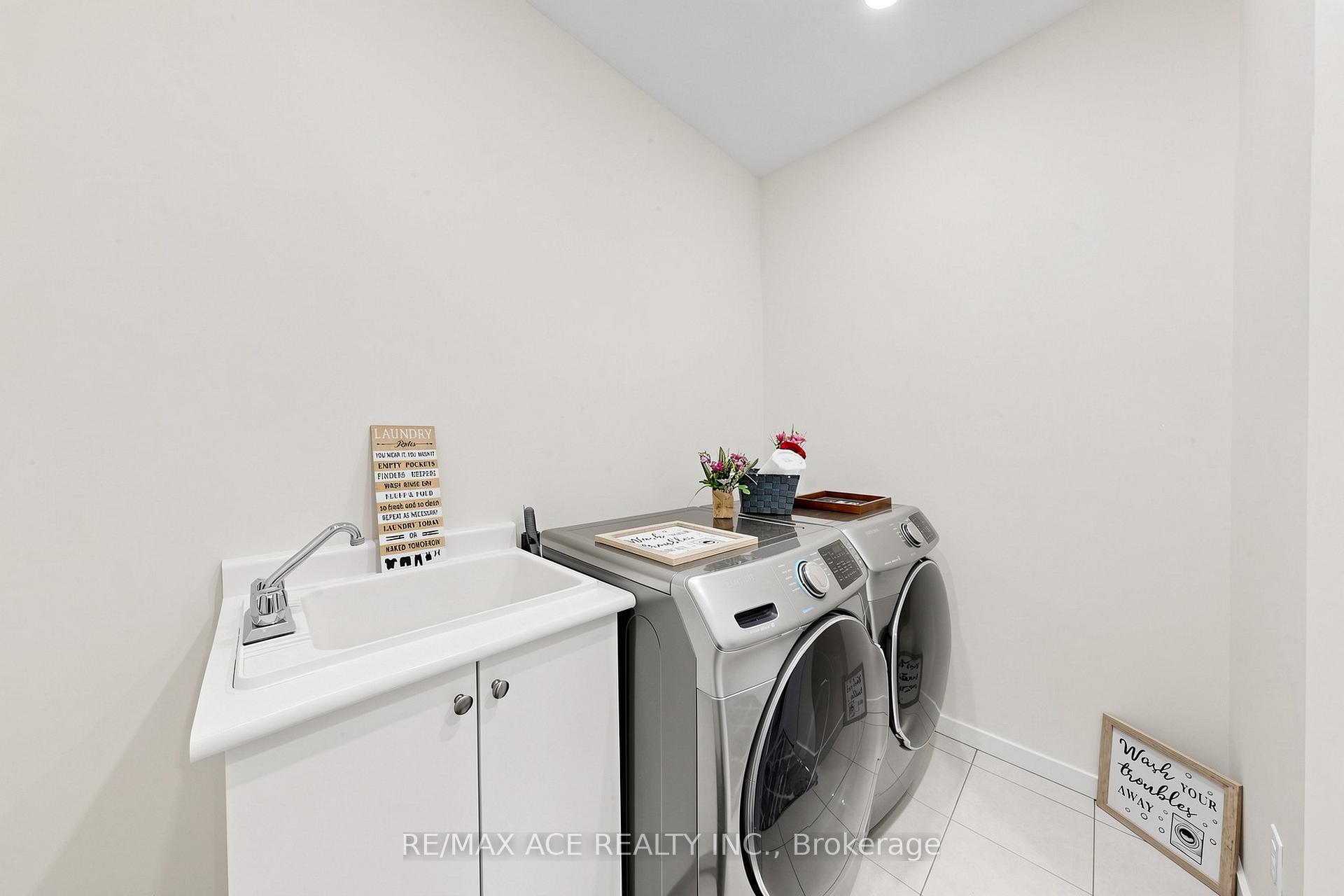 Photo 18 of 368 Elyse Court, Aurora, Bayview Northeast — HOMEH
