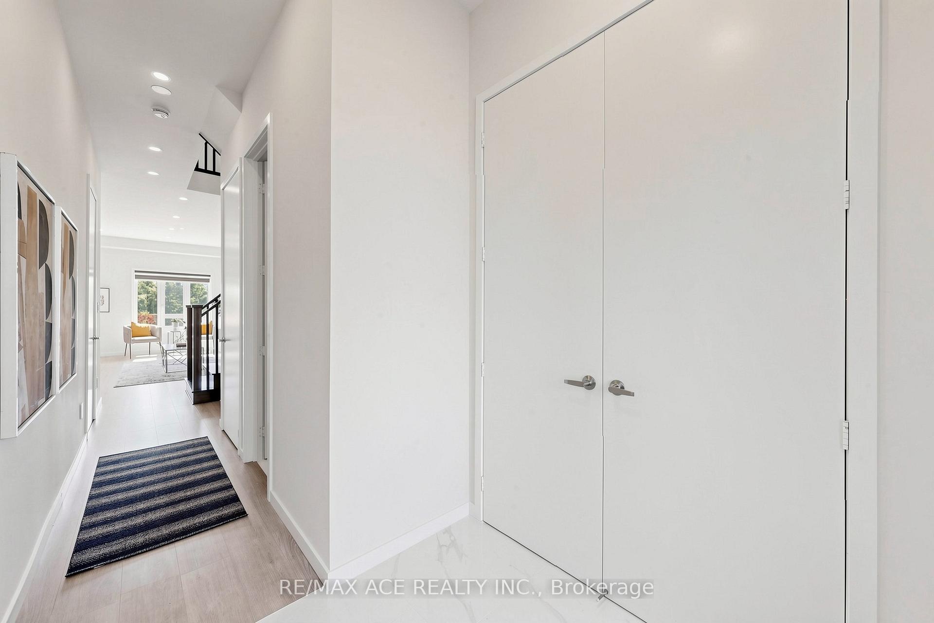 Photo 20 of 368 Elyse Court, Aurora, Bayview Northeast — HOMEH