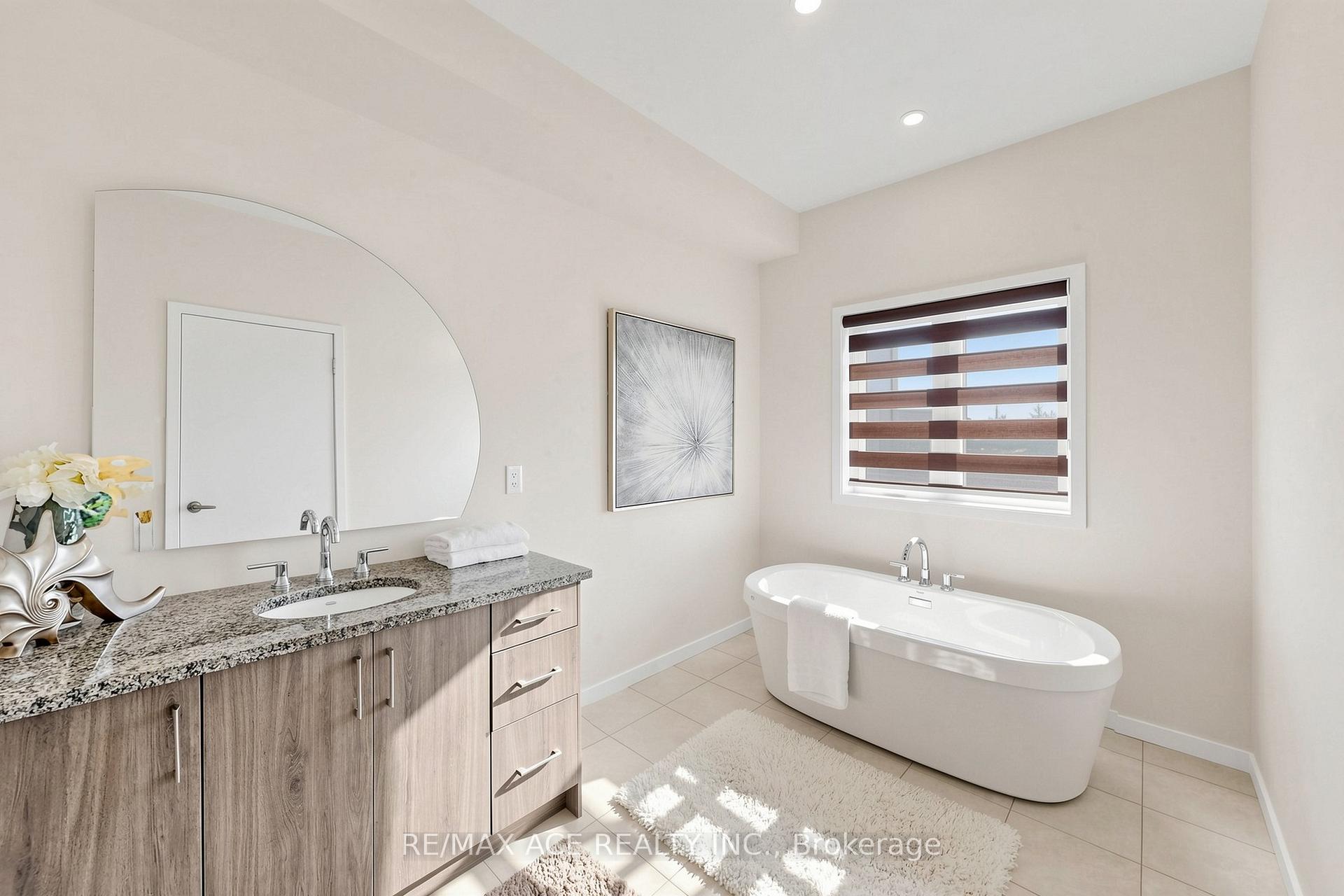 Photo 26 of 368 Elyse Court, Aurora, Bayview Northeast — HOMEH