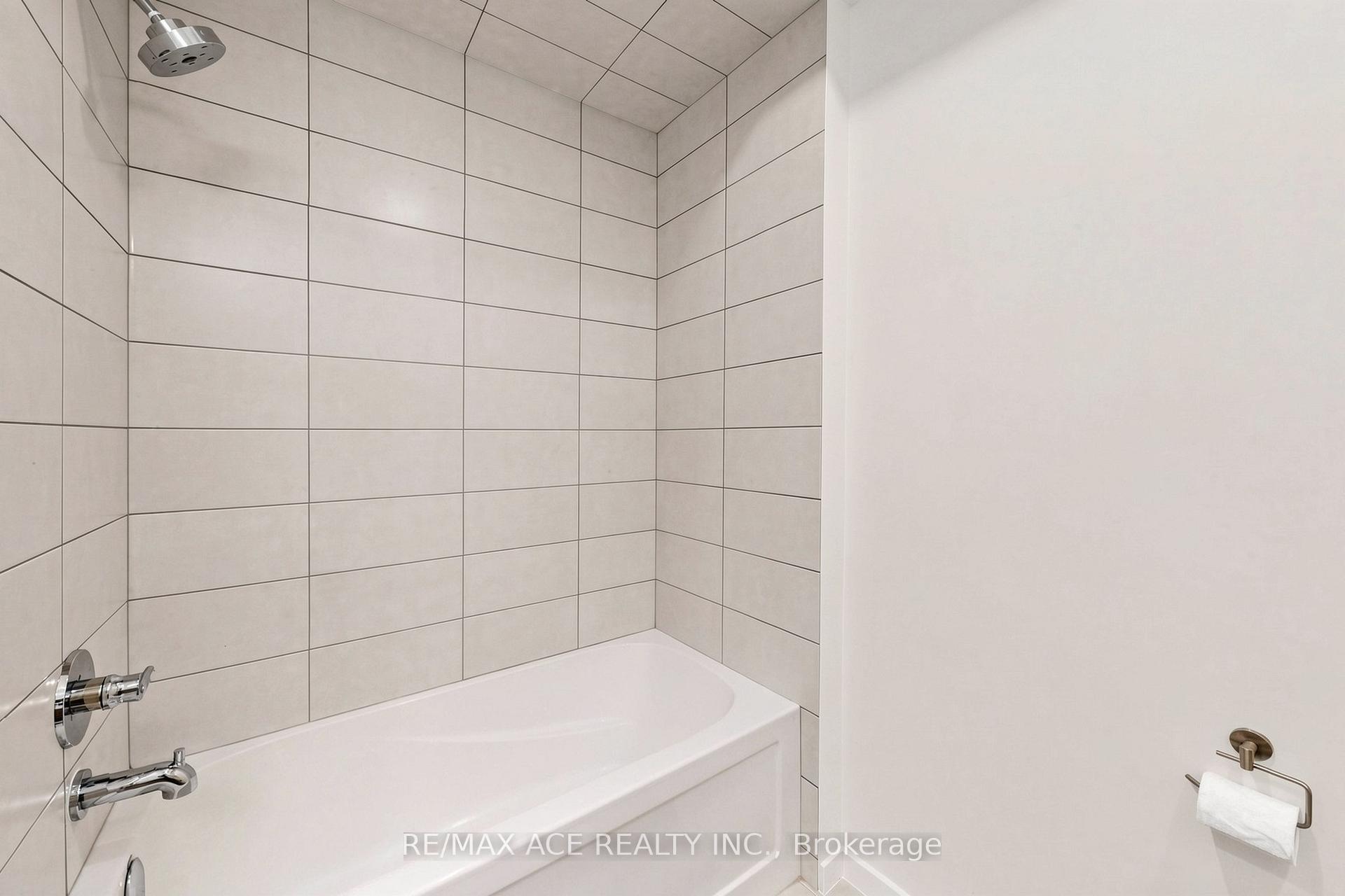 Photo 35 of 368 Elyse Court, Aurora, Bayview Northeast — HOMEH