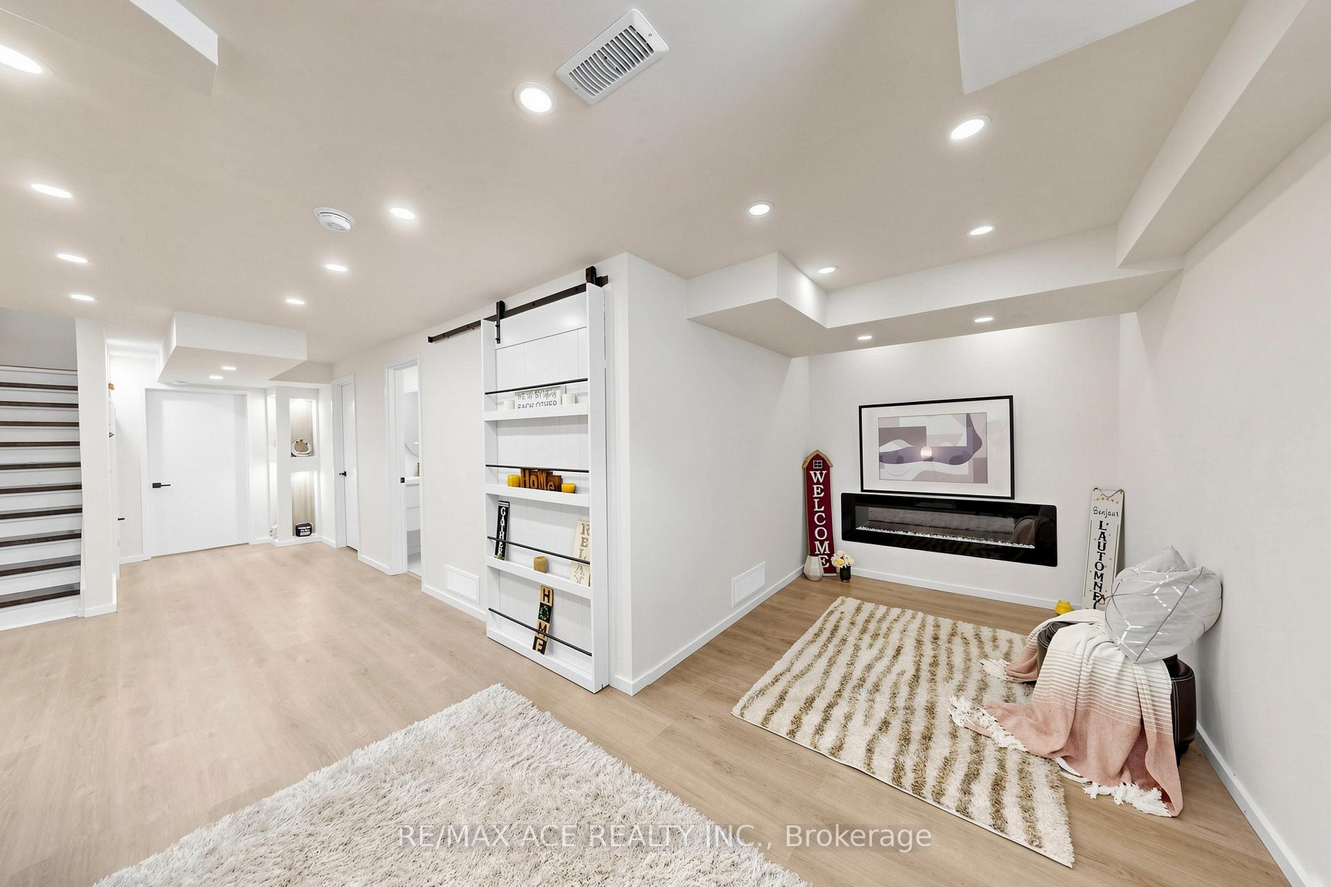 Photo 38 of 368 Elyse Court, Aurora, Bayview Northeast — HOMEH